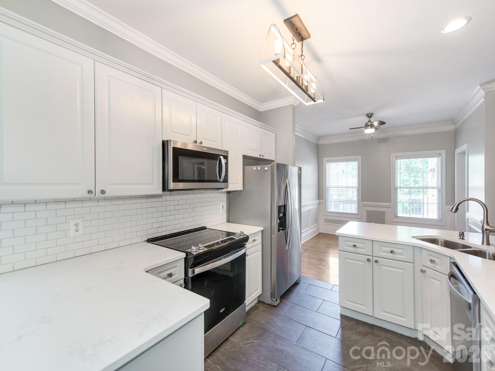 783 Sloan Street Property Photo 10
