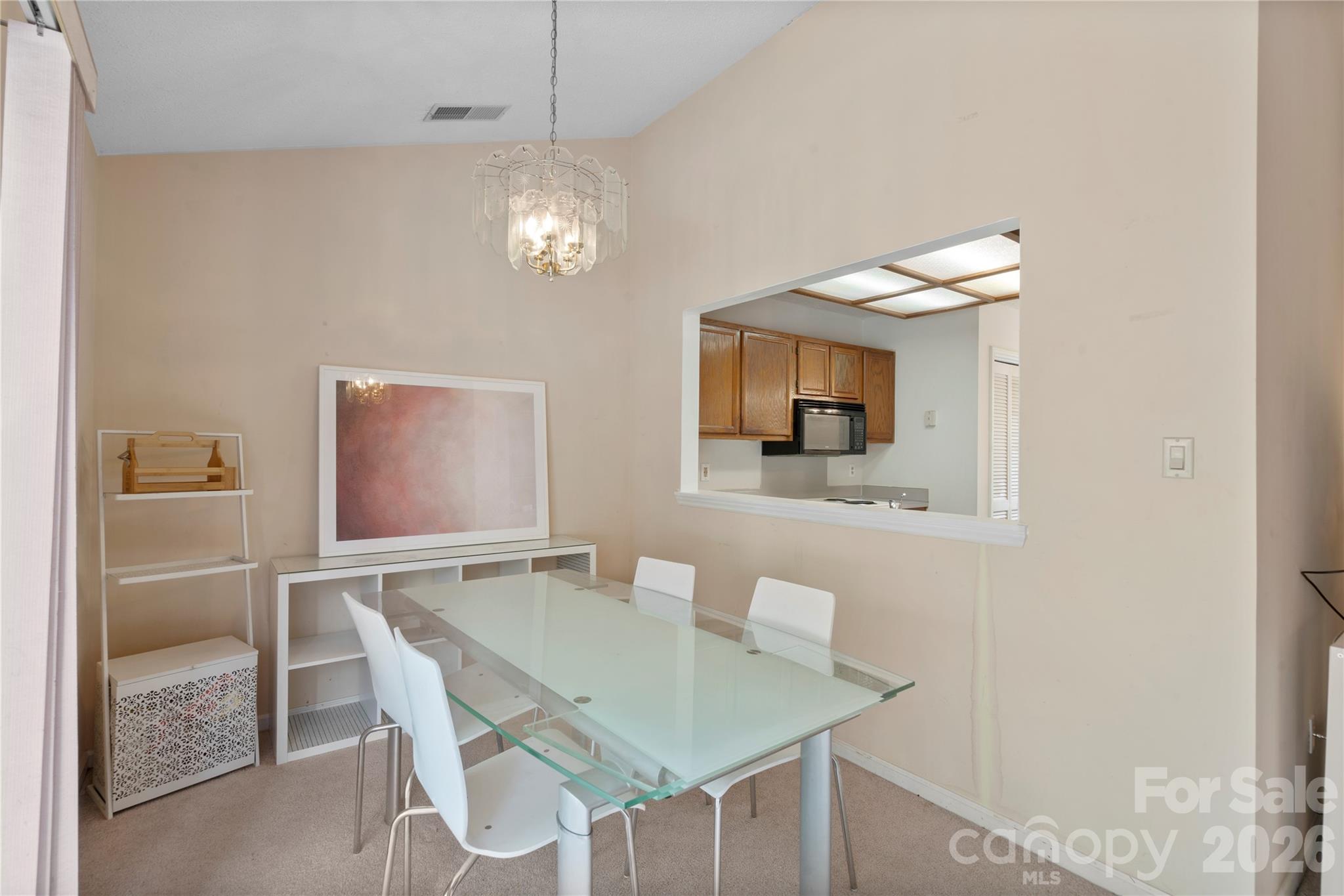 2834 Iron Gate Lane Property Photo 9
