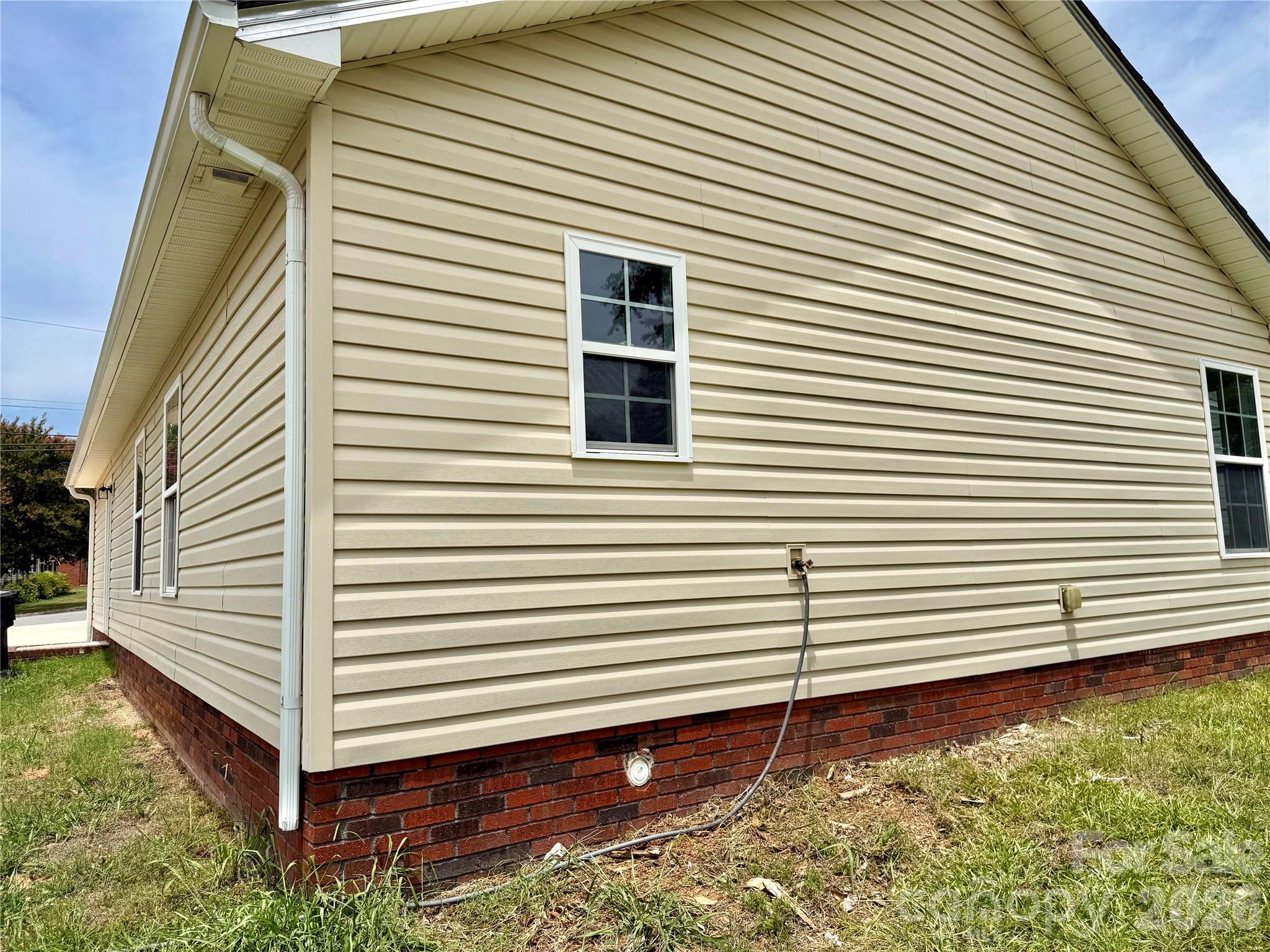 121 S Beaver Street Property Photo 25