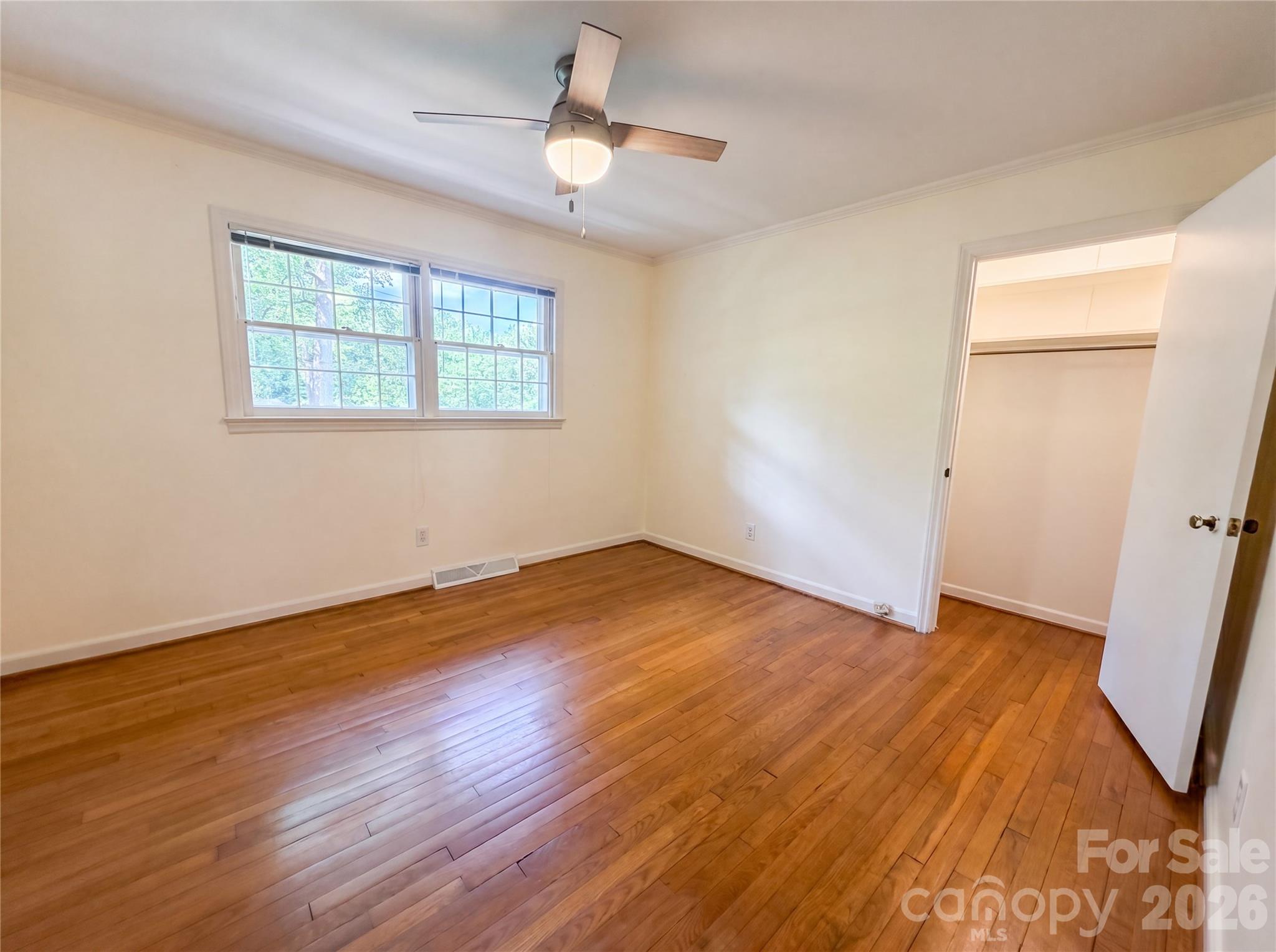 501 Derby Court Property Photo 5