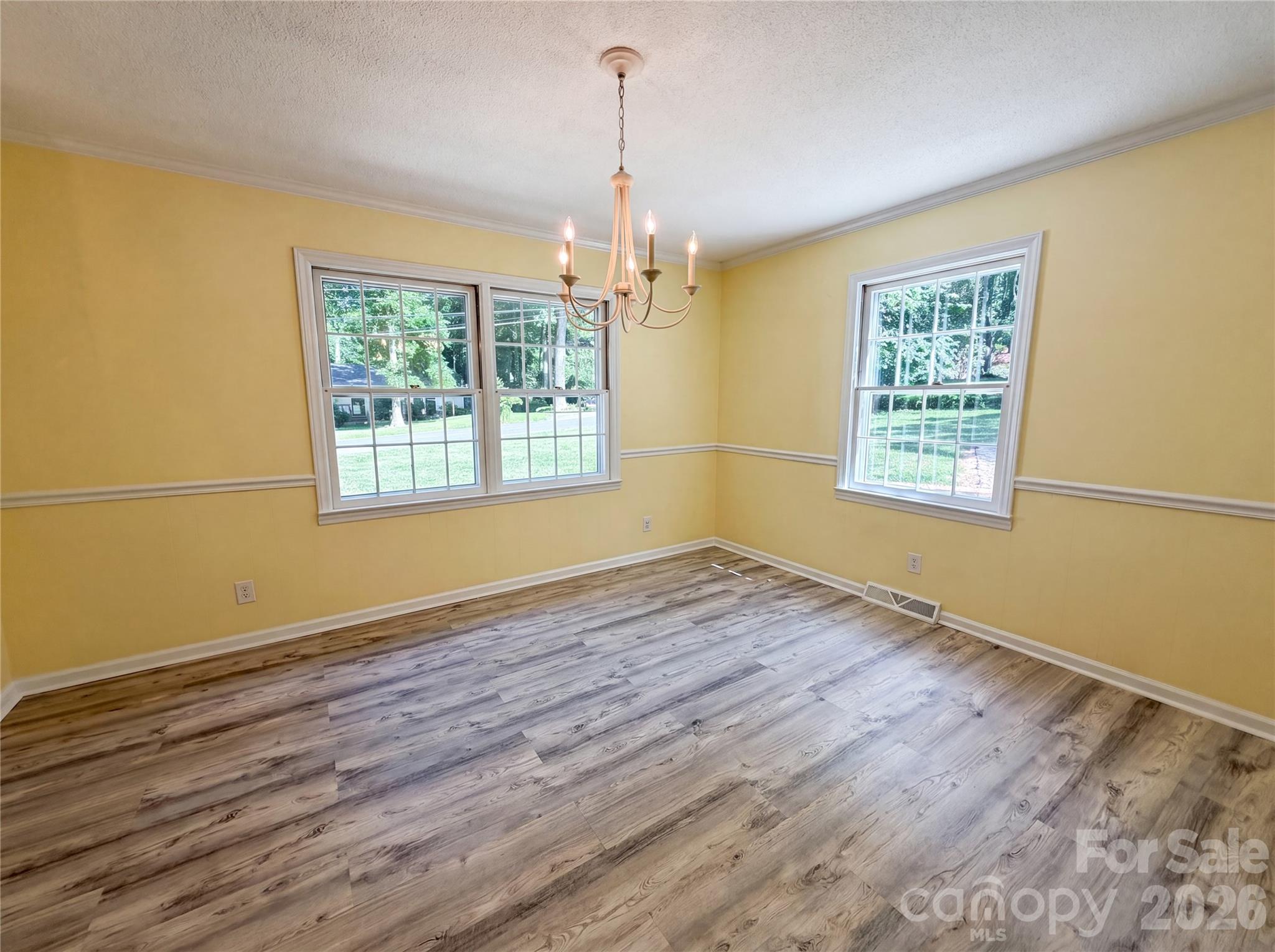 501 Derby Court Property Photo 10