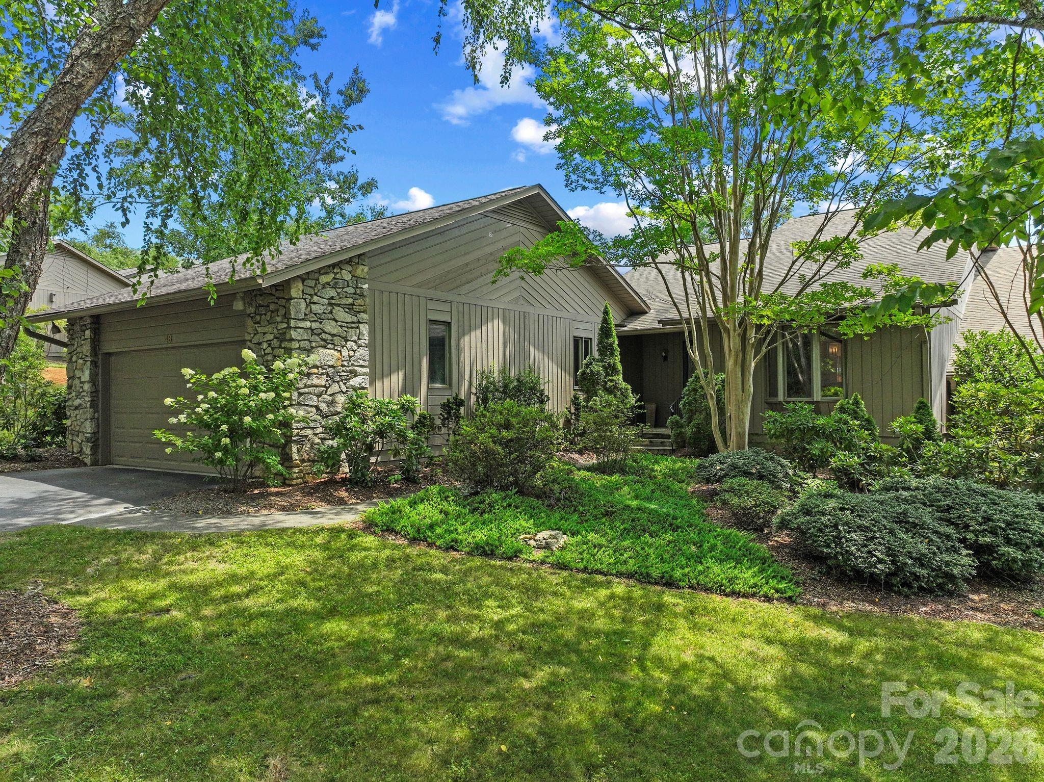 48 Stony Ridge Property Photo 2