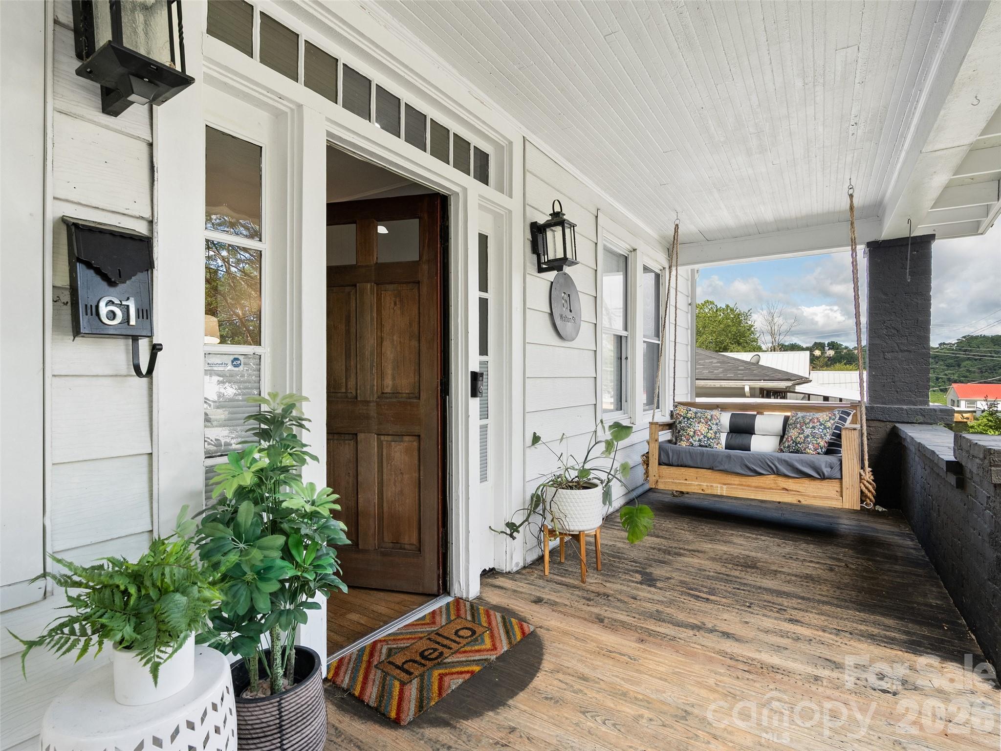61 Walton Street Property Photo 3
