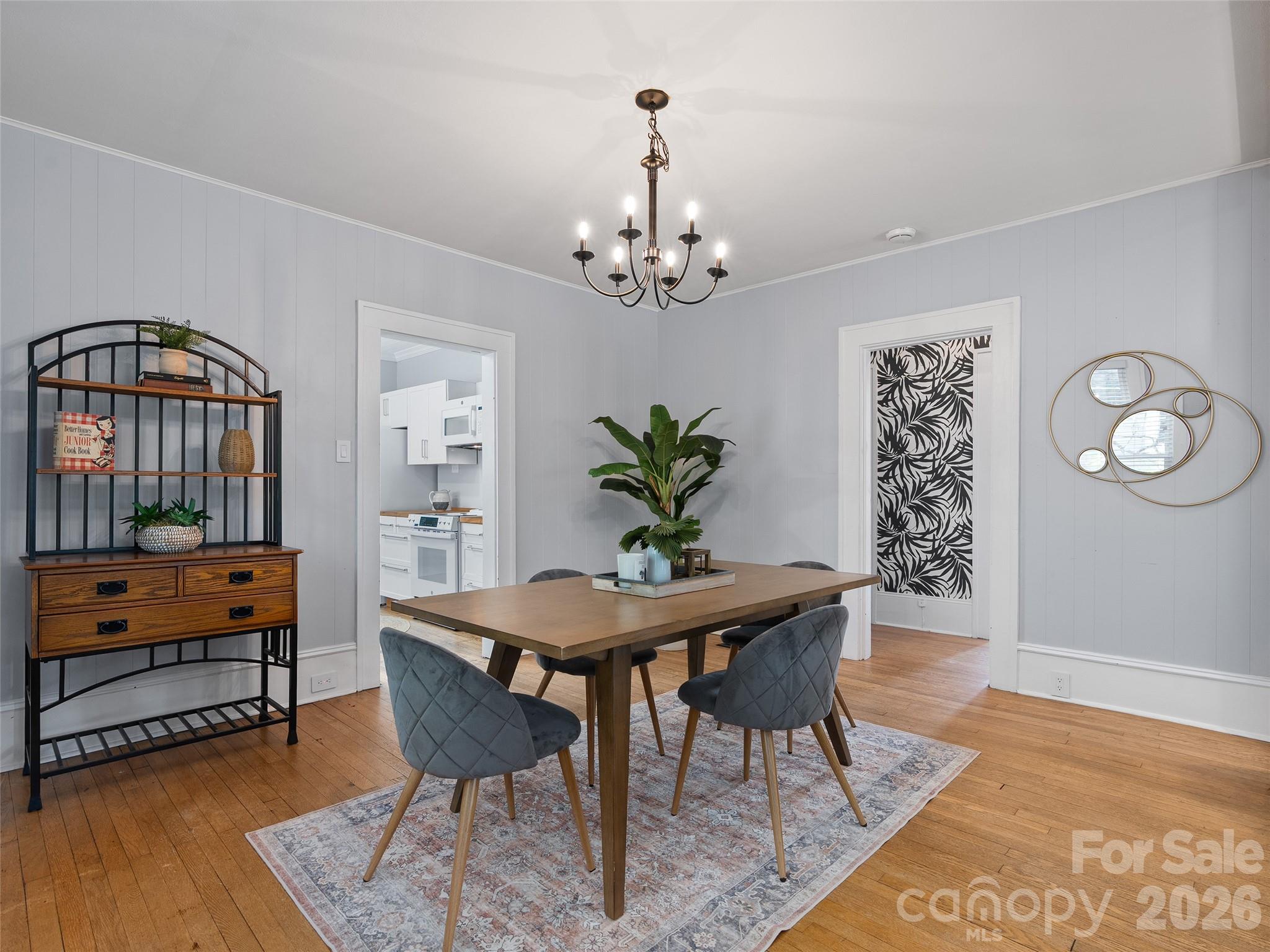 61 Walton Street Property Photo 7