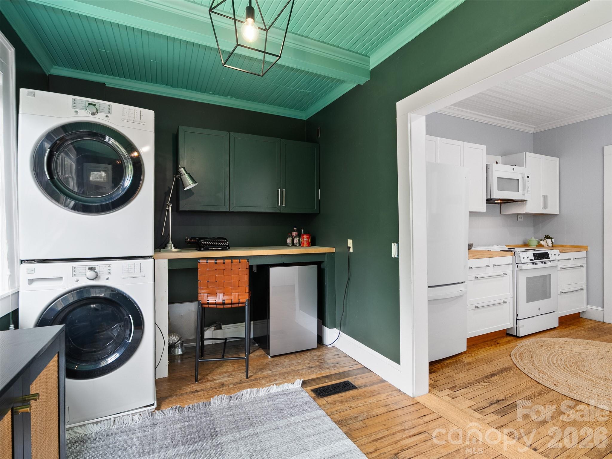 61 Walton Street Property Photo 10