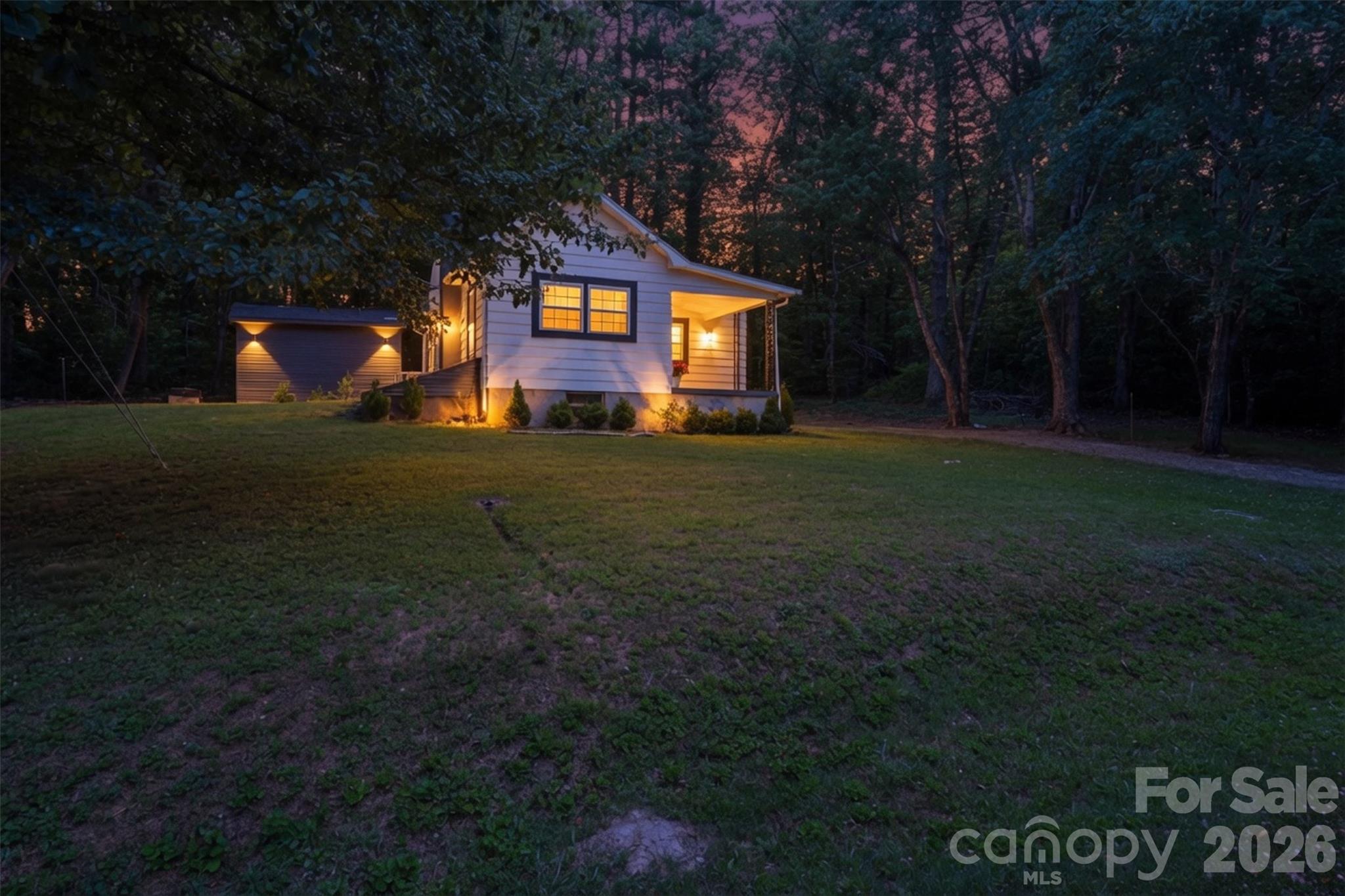 1320 Tom Fox Street Property Photo 12