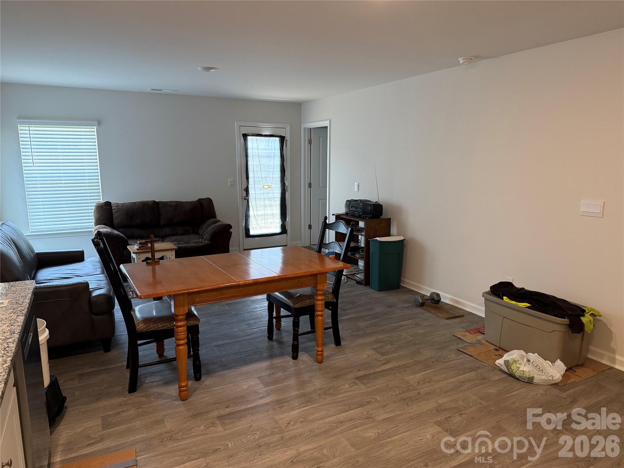 3113 Pasile Court Property Photo 4