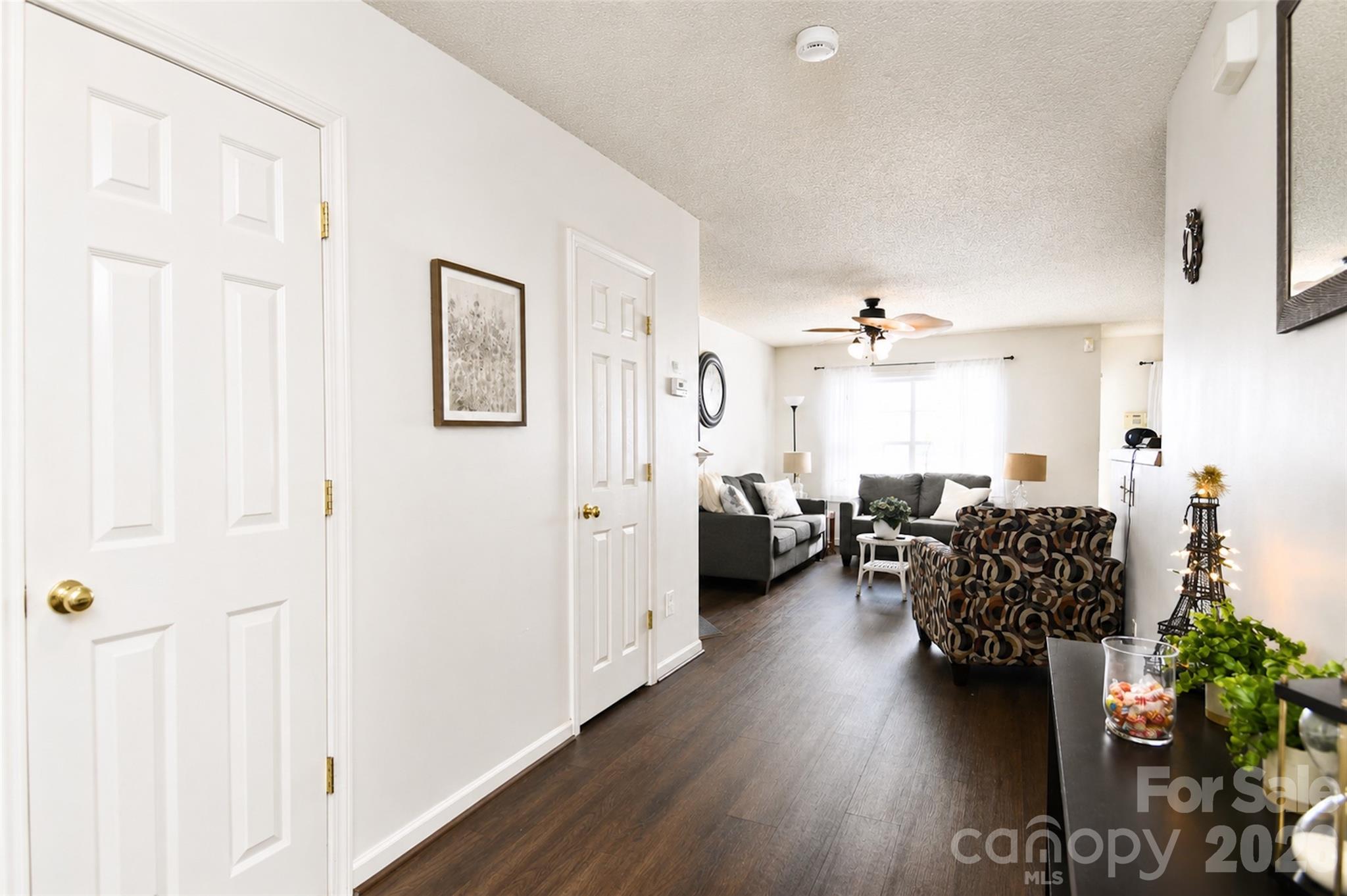 10618 Pointed Leaf Court Property Photo 3