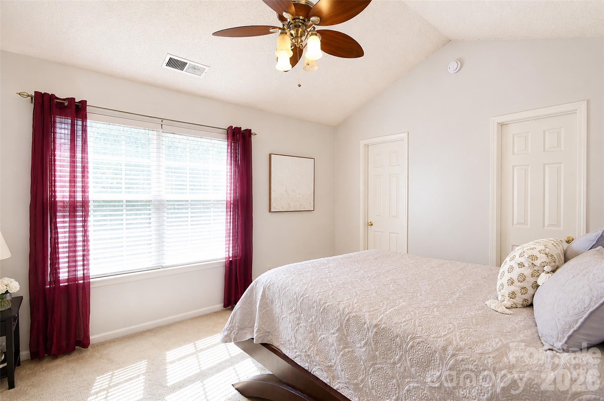10618 Pointed Leaf Court Property Photo 15