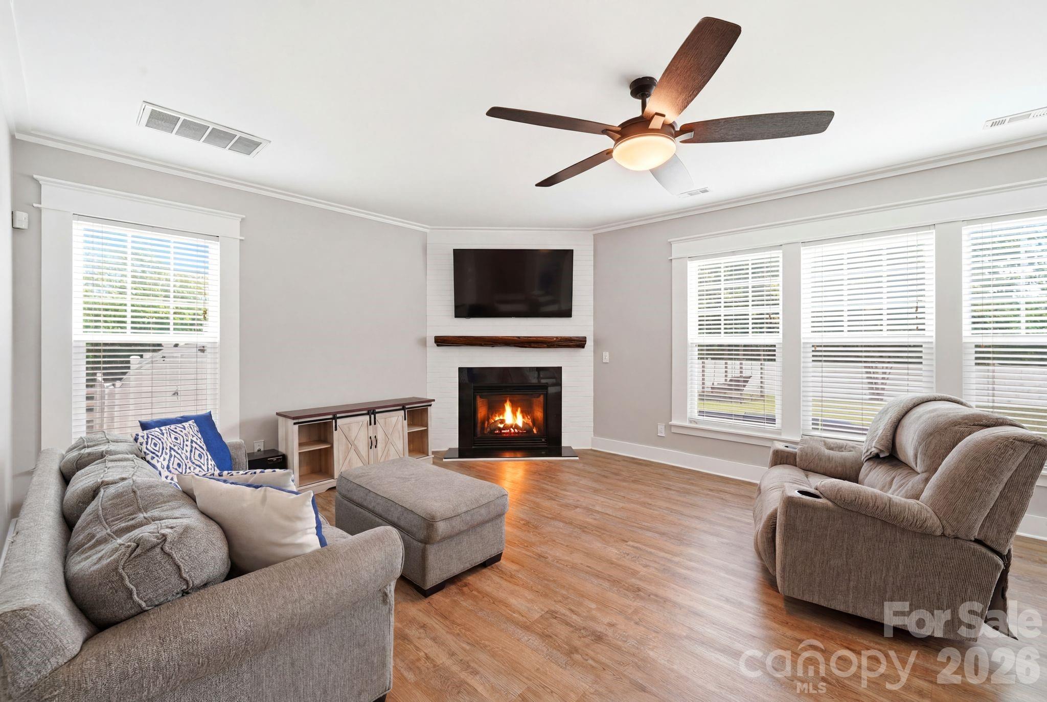 3585 Leighton Drive Property Photo 10