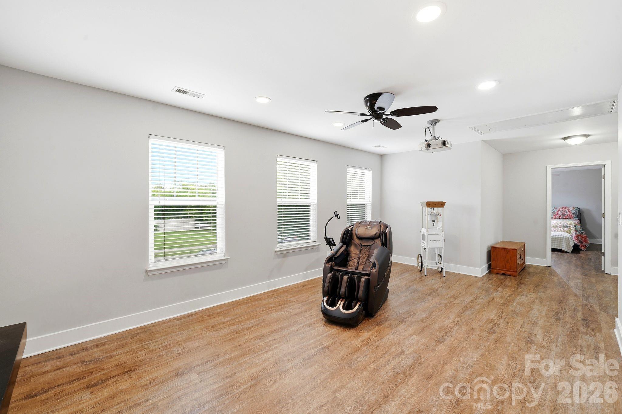 3585 Leighton Drive Property Photo 21