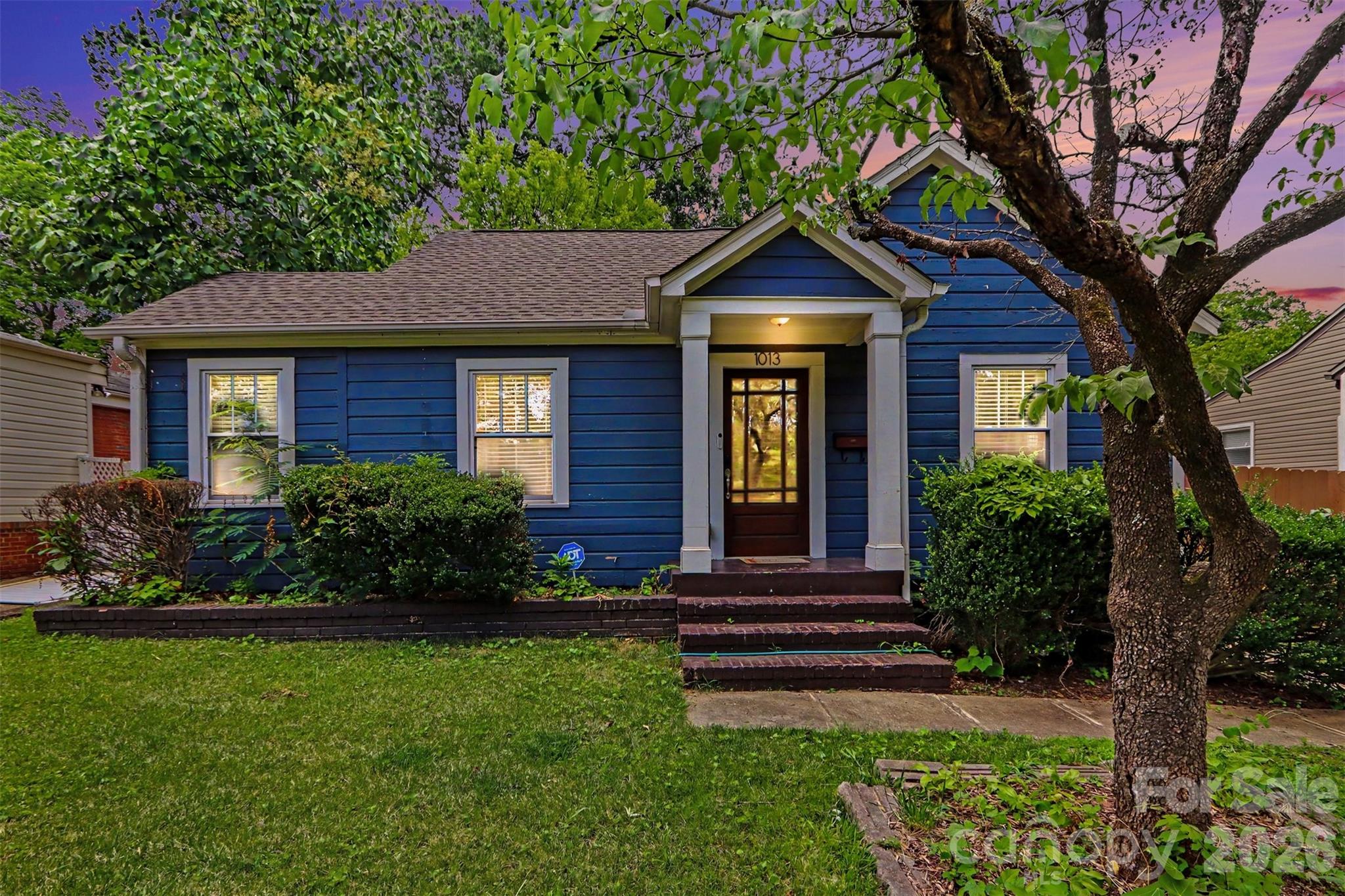 1013 Spruce Street Property Photo 1
