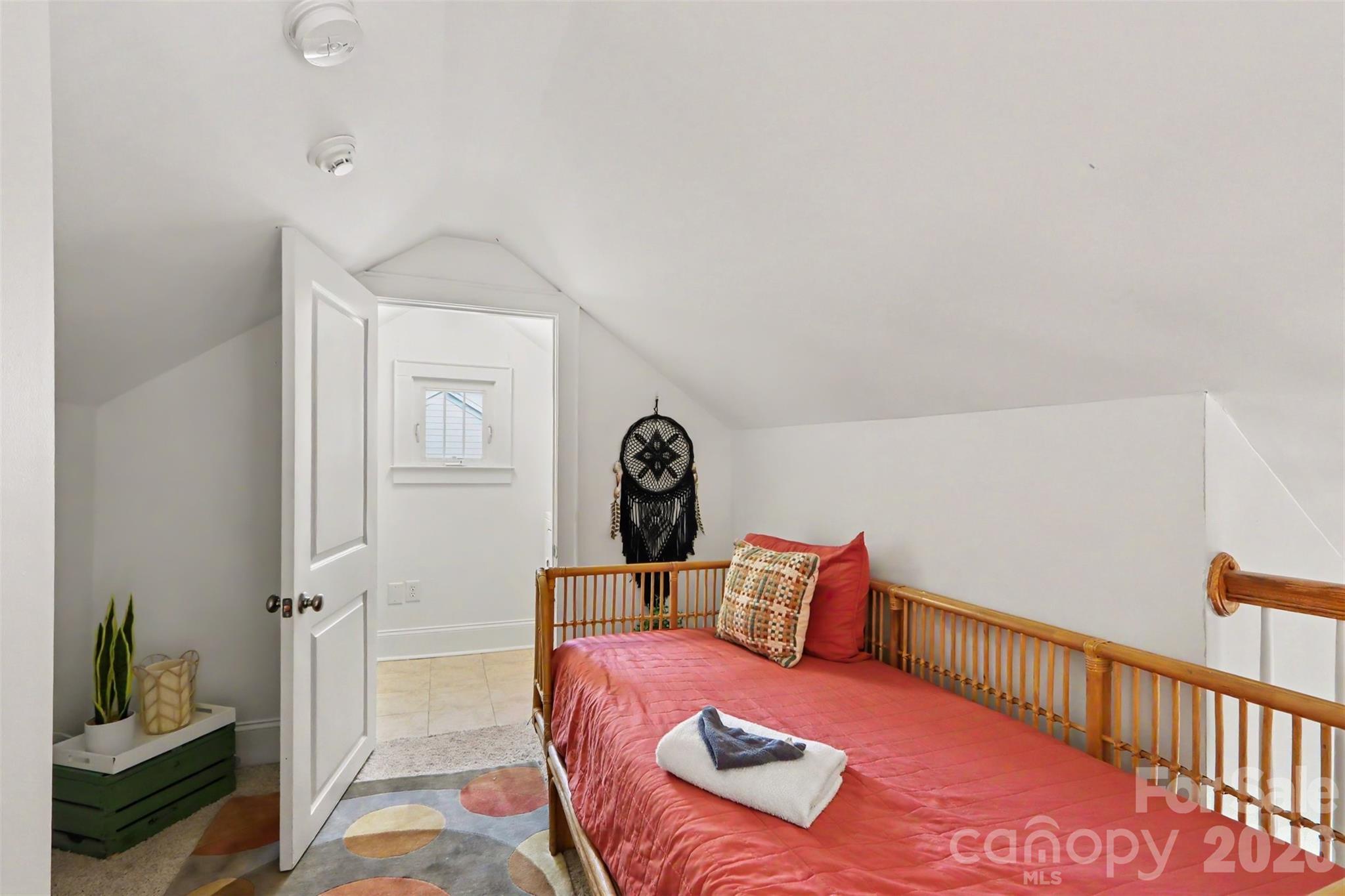 1013 Spruce Street Property Photo 13