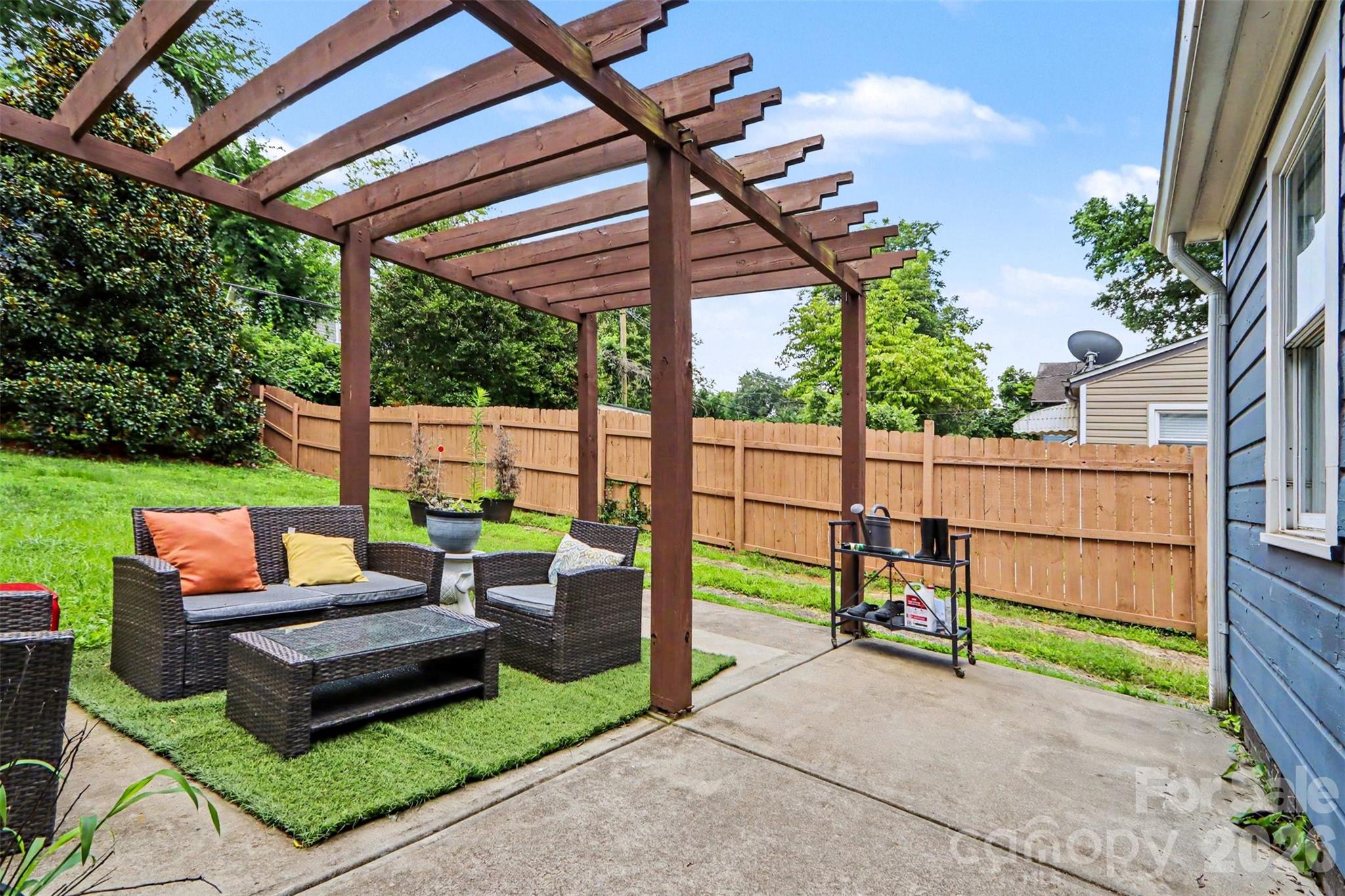 1013 Spruce Street Property Photo 16