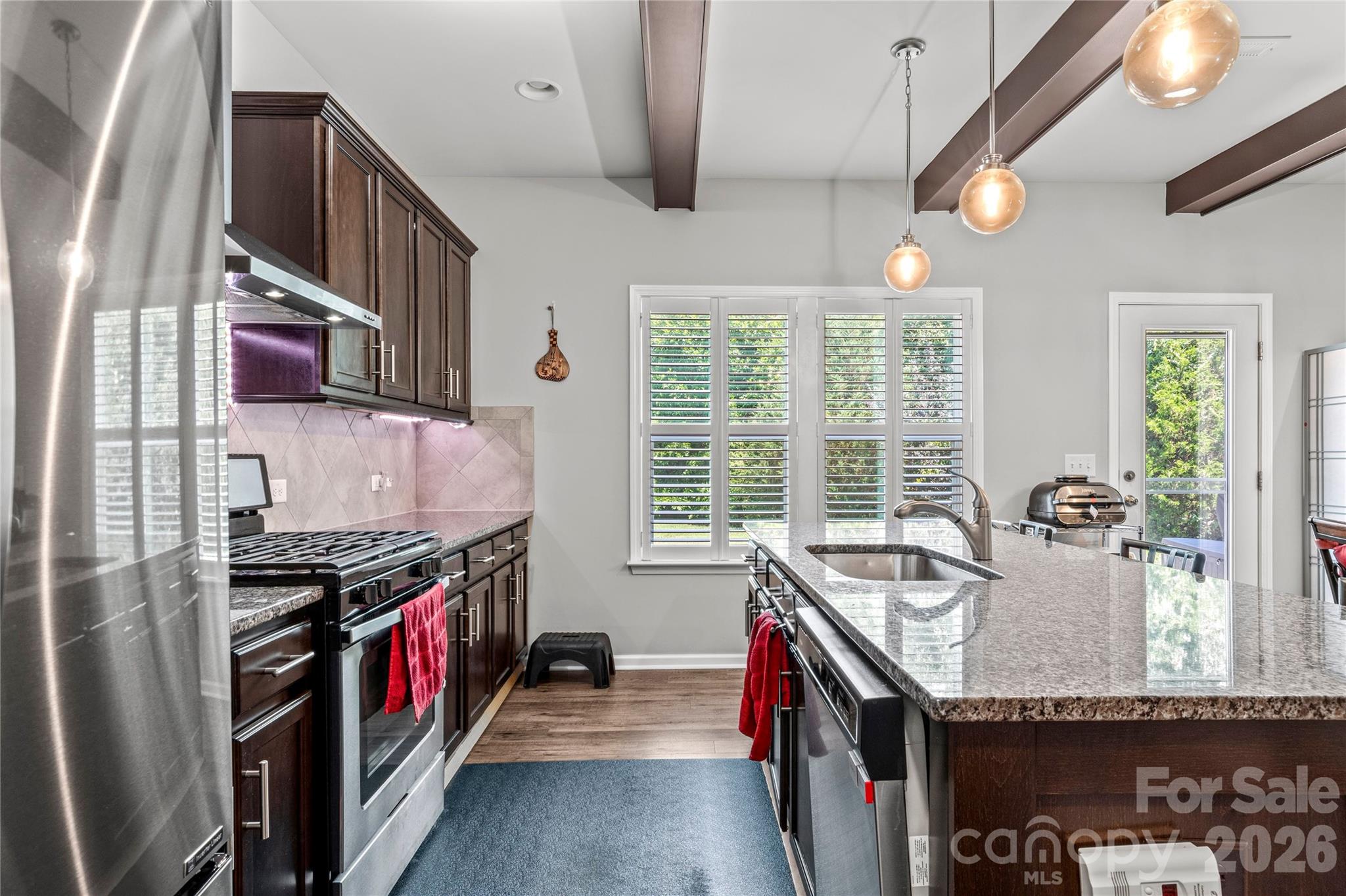 4515 Wedge Drive Property Photo 6