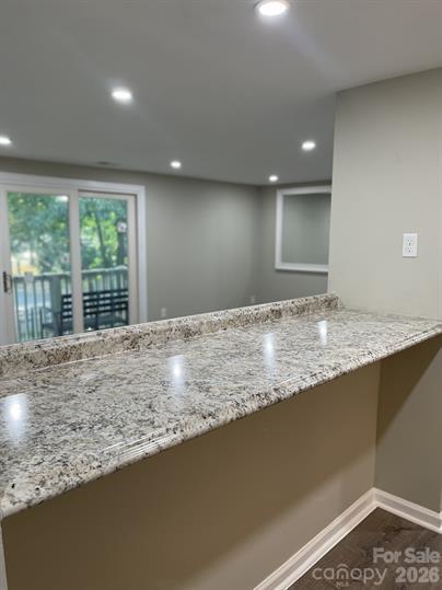 1641 Arlyn Circle F Property Photo 6