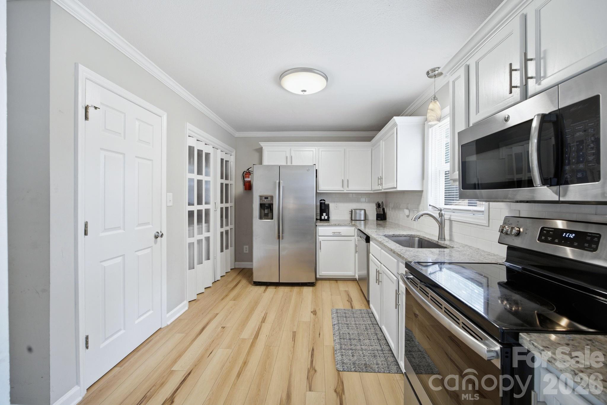 7564 Katherine Drive Property Photo 18