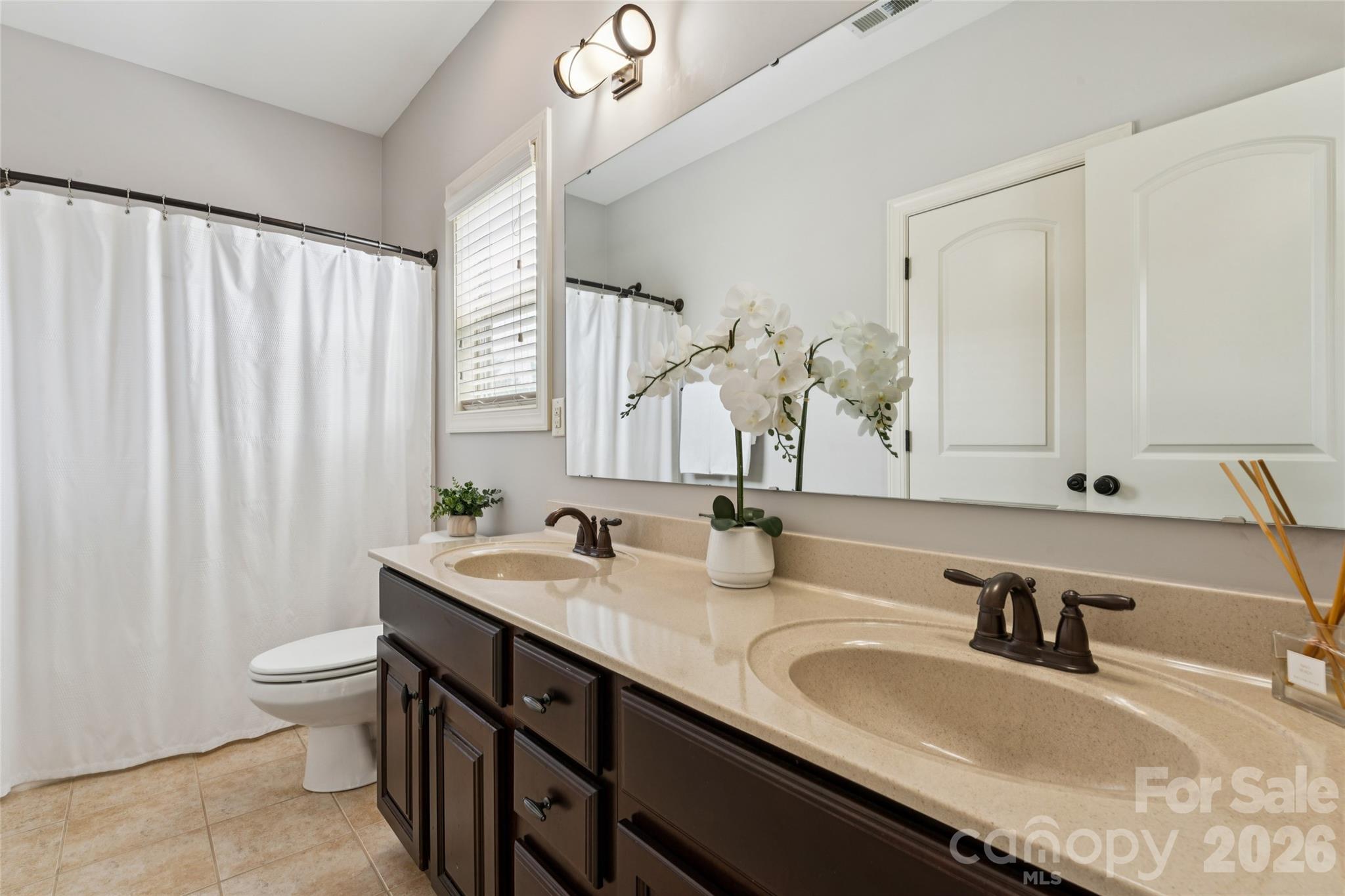 10611 Euclid Avenue Property Photo 28