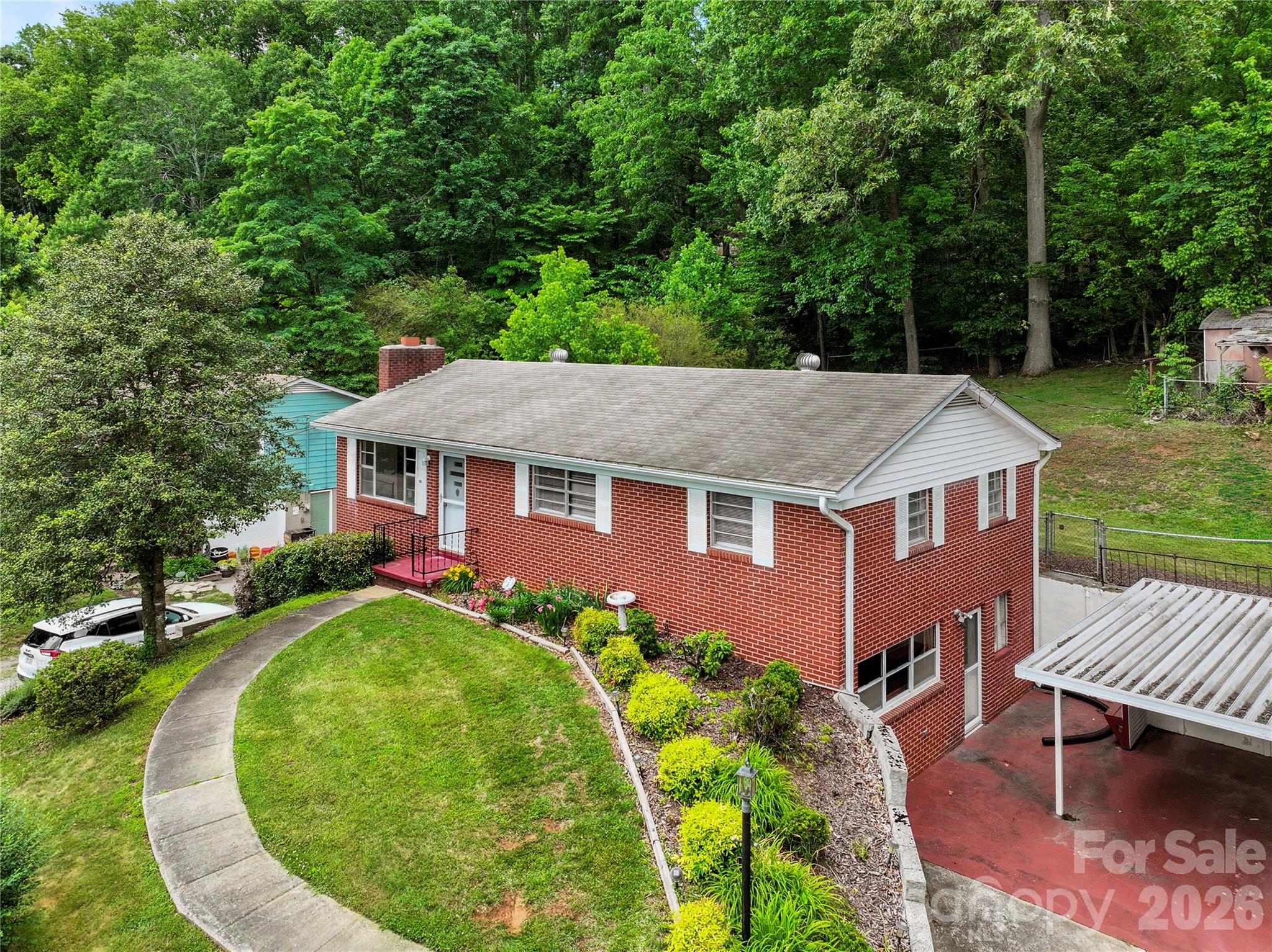 309 Oak Hill Road Property Photo 4