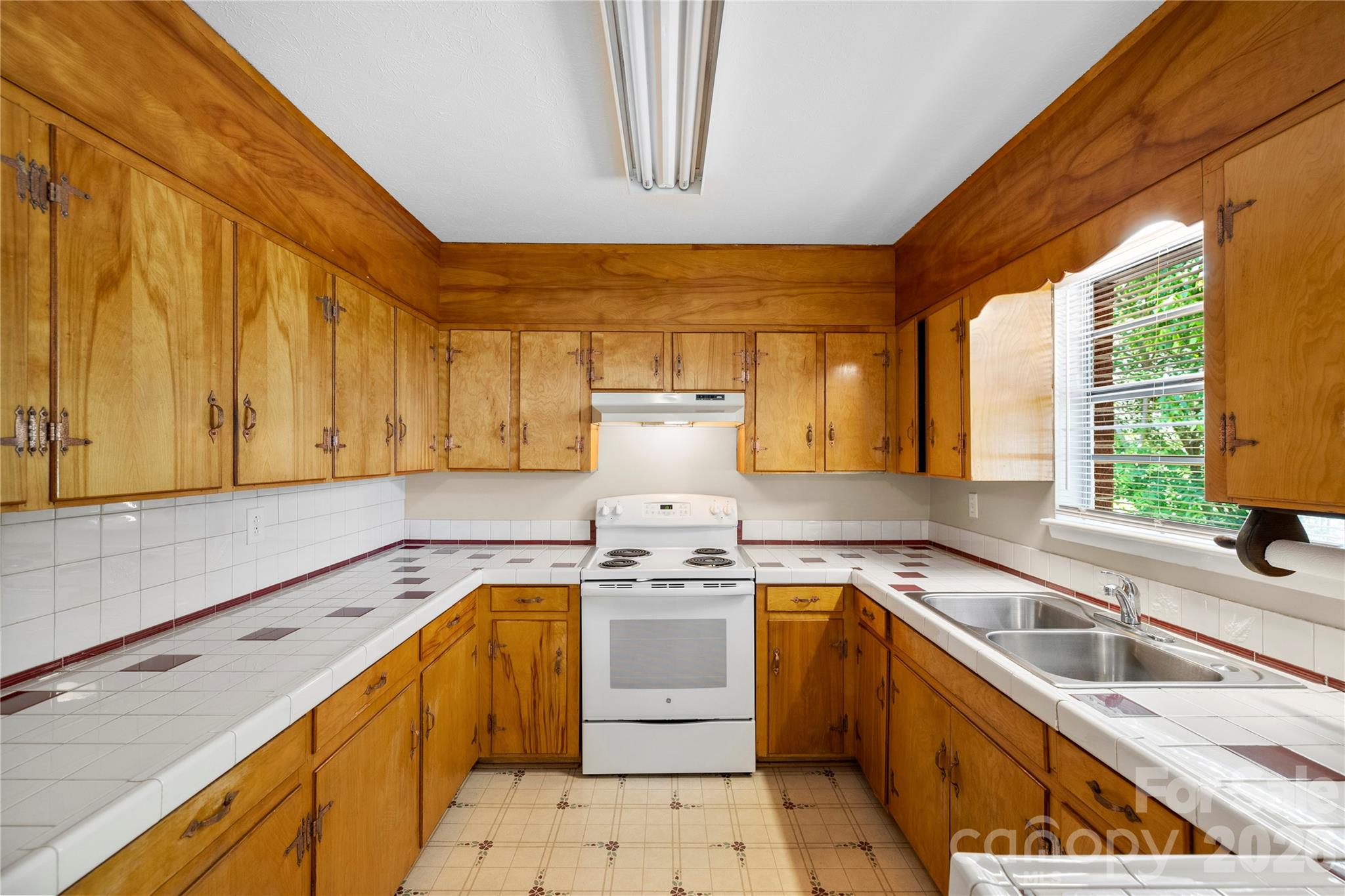 309 Oak Hill Road Property Photo 17