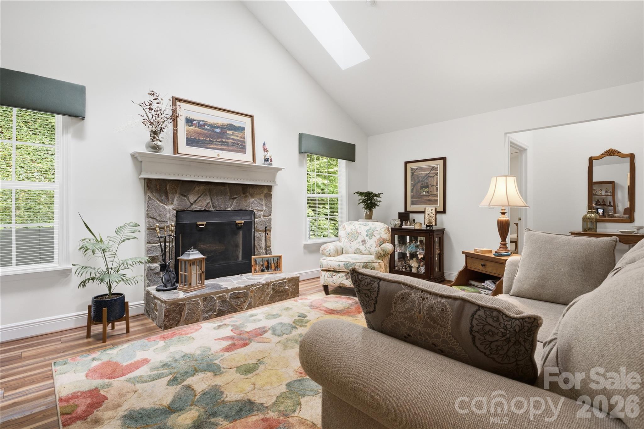 100 Foresthill Lane Property Photo 6