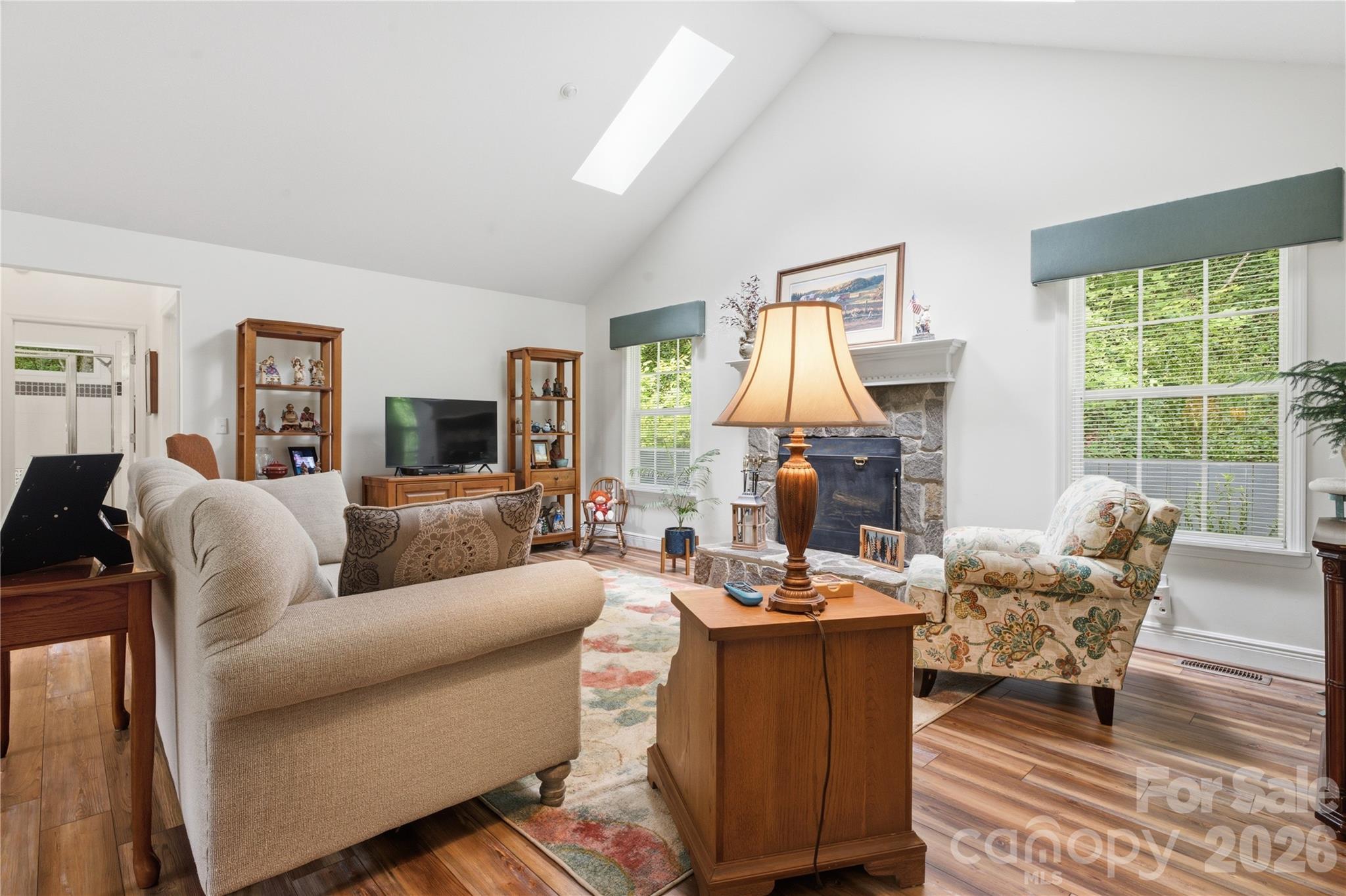 100 Foresthill Lane Property Photo 7