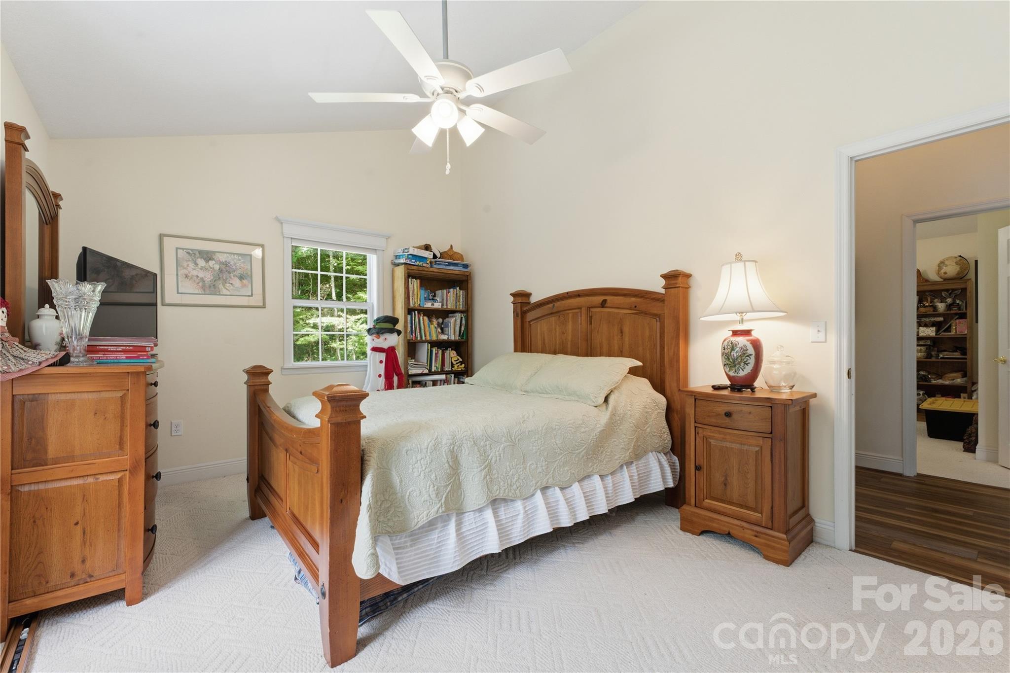 100 Foresthill Lane Property Photo 24