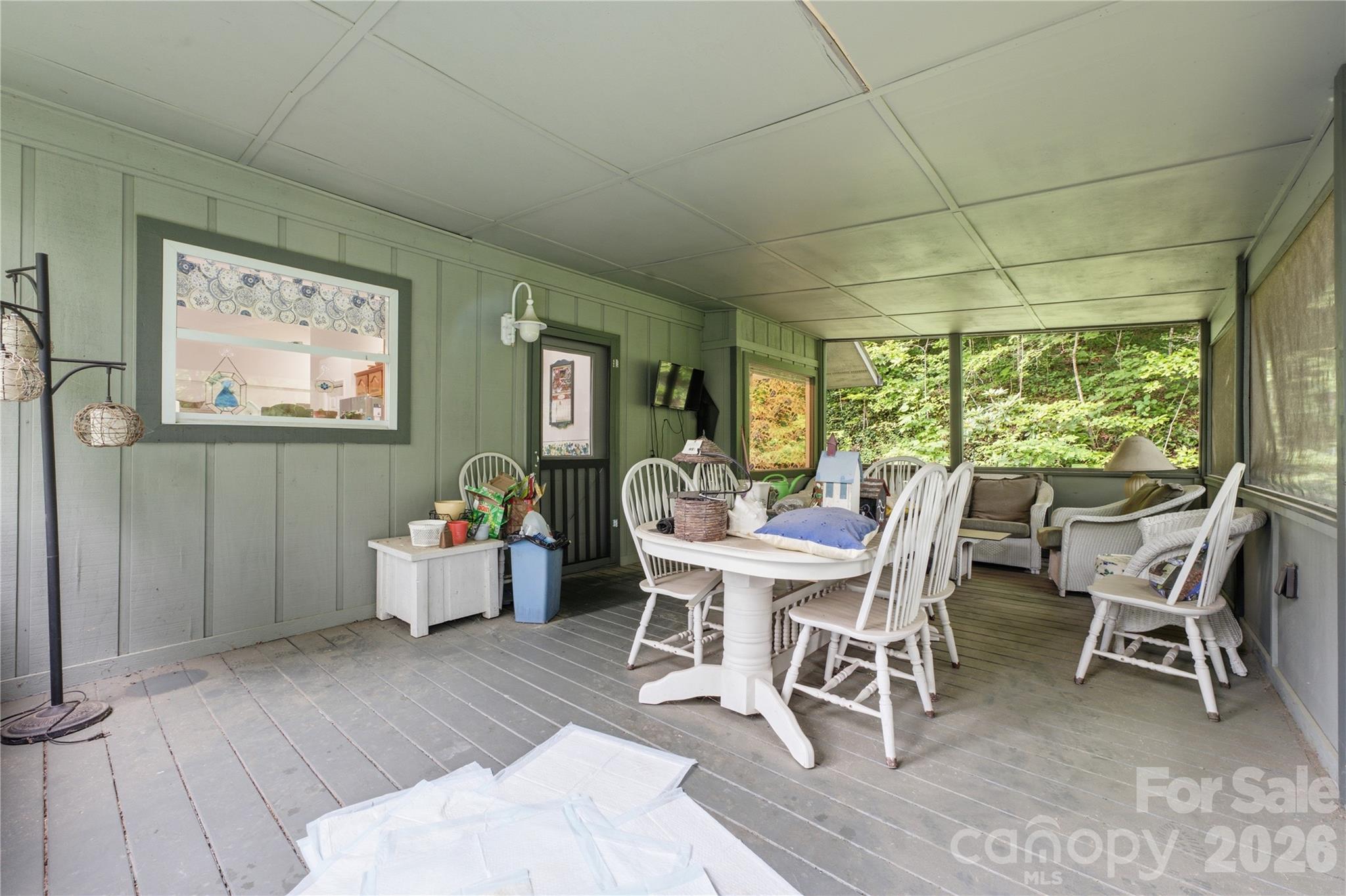 100 Foresthill Lane Property Photo 33