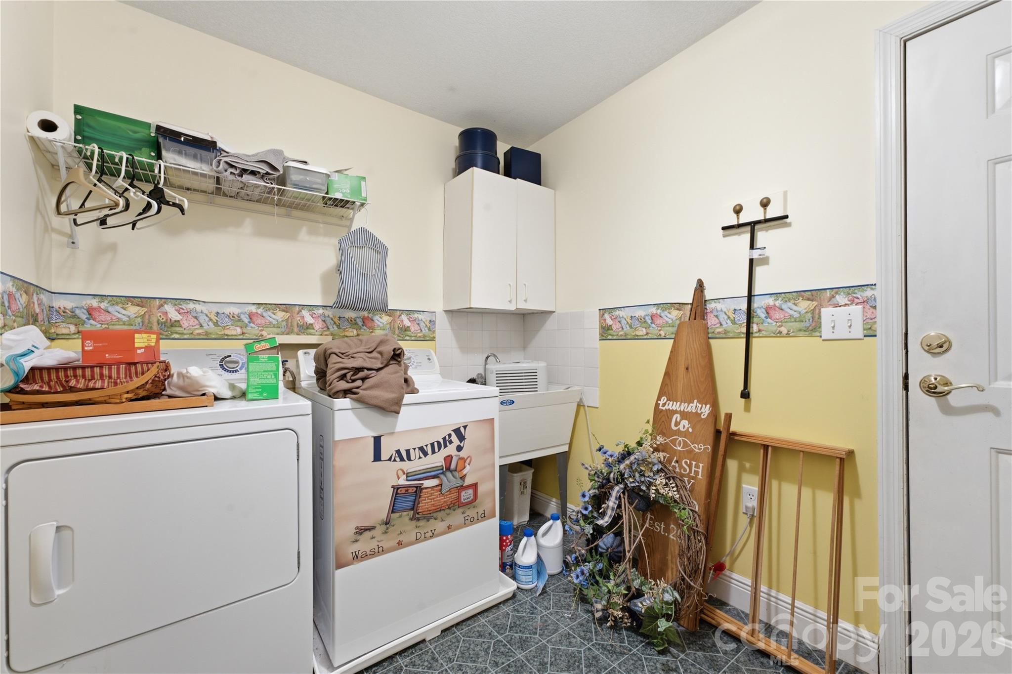 100 Foresthill Lane Property Photo 35