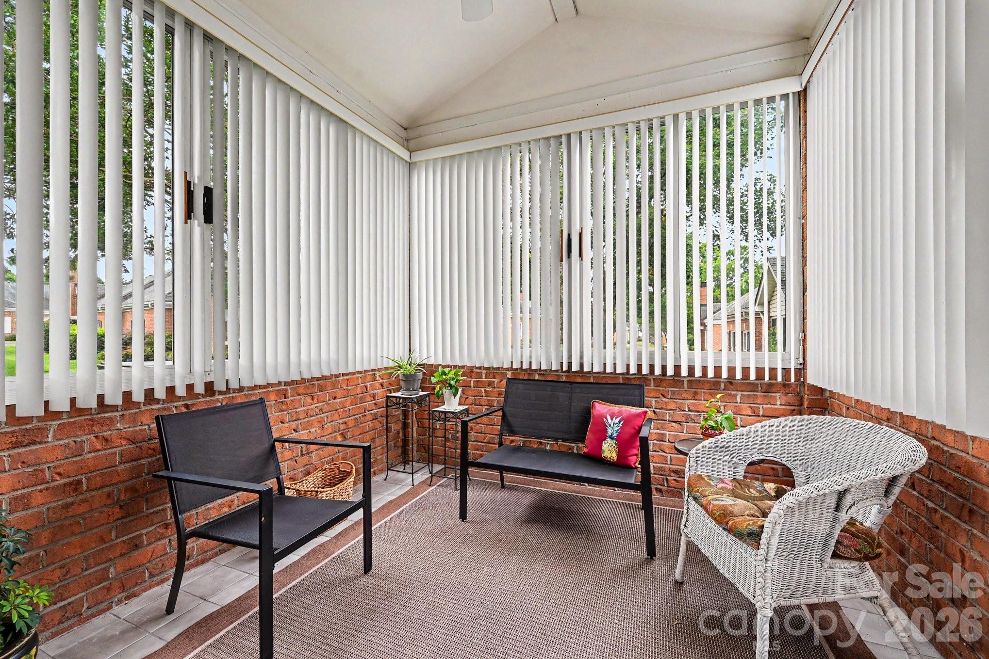 11341 Olde Turnbury Court Property Photo 9