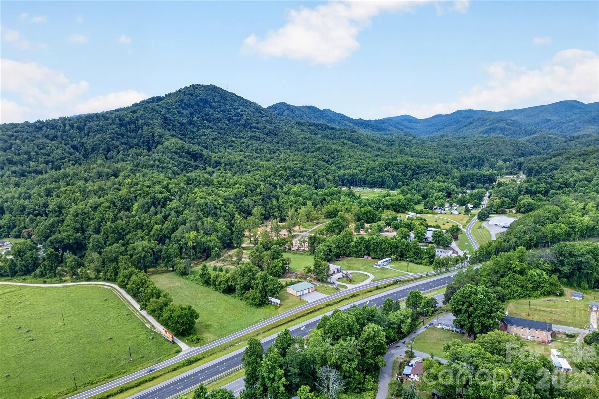 533 Catawba River Road Property Photo 32
