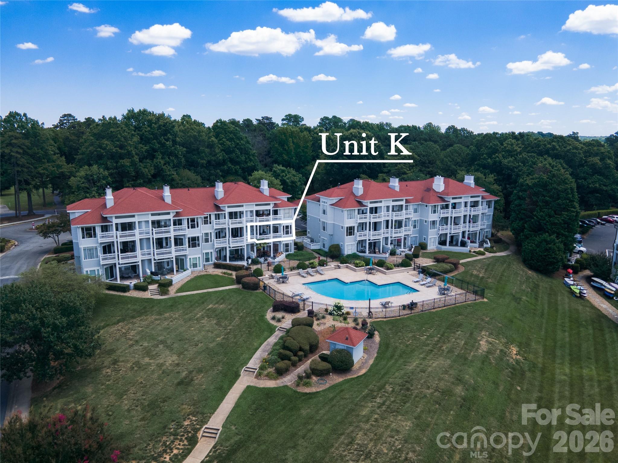 17919 Kings Point Drive K Property Photo 3