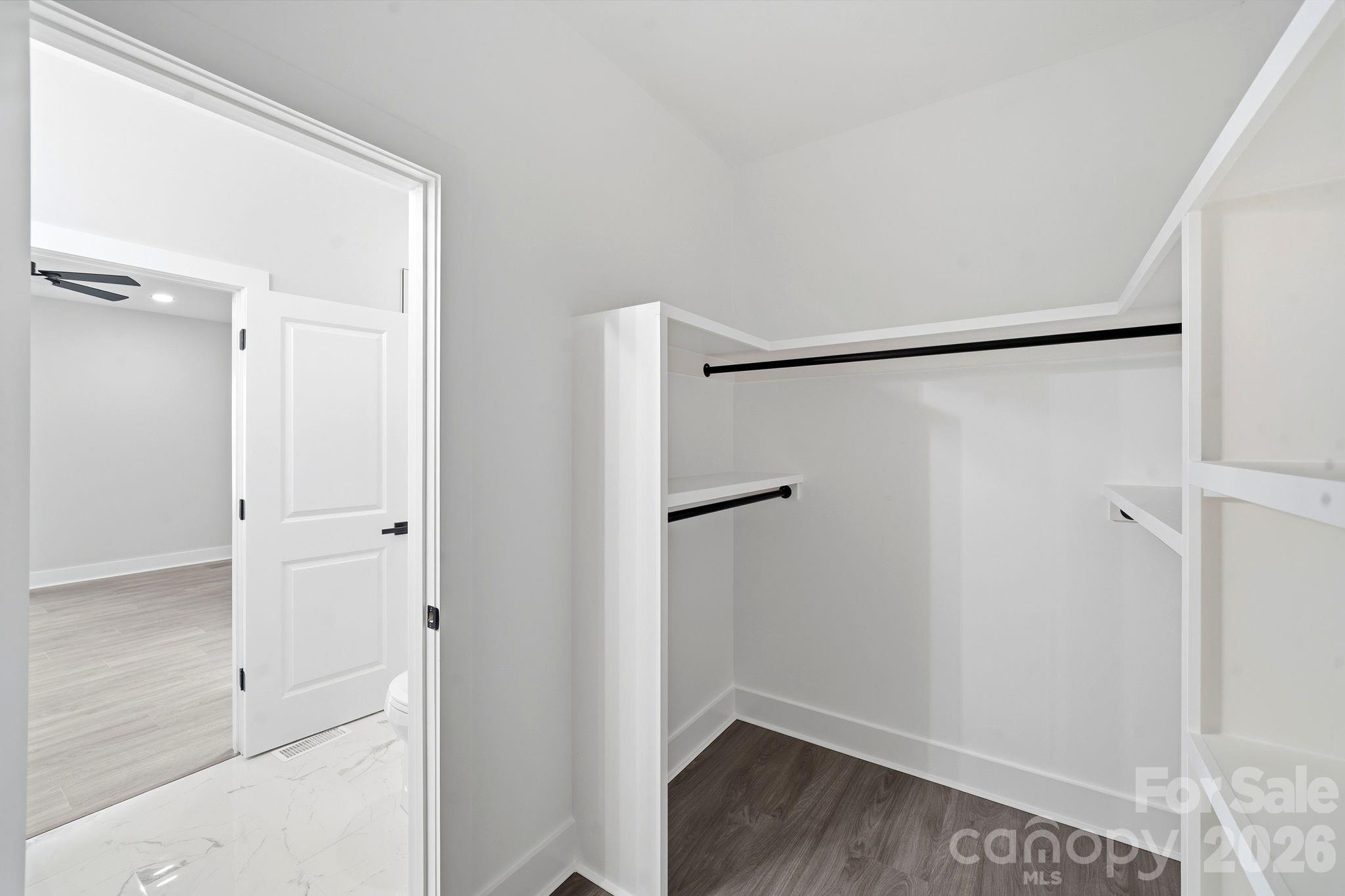 272 Hilltop Avenue Property Photo 14