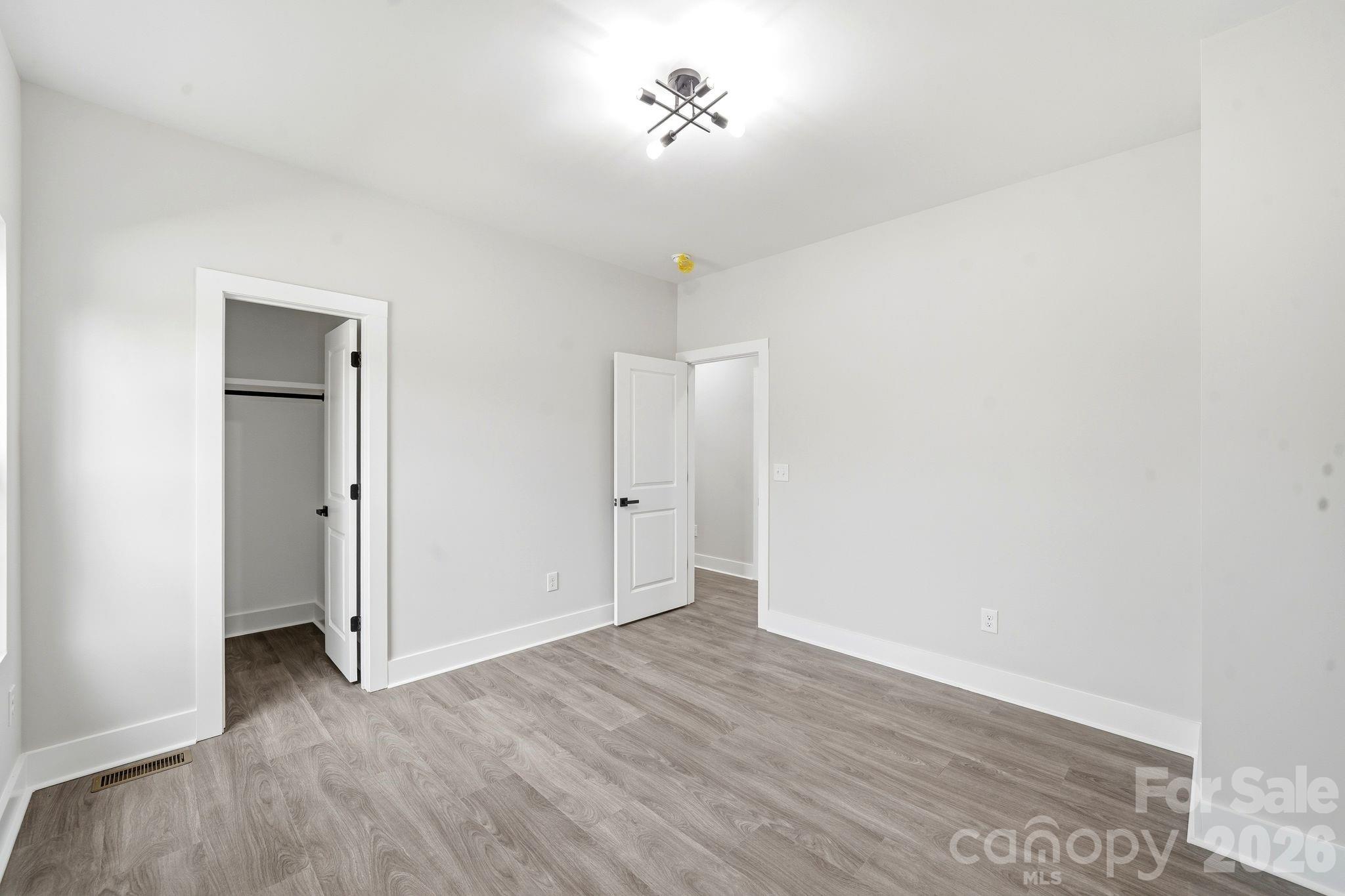 272 Hilltop Avenue Property Photo 19