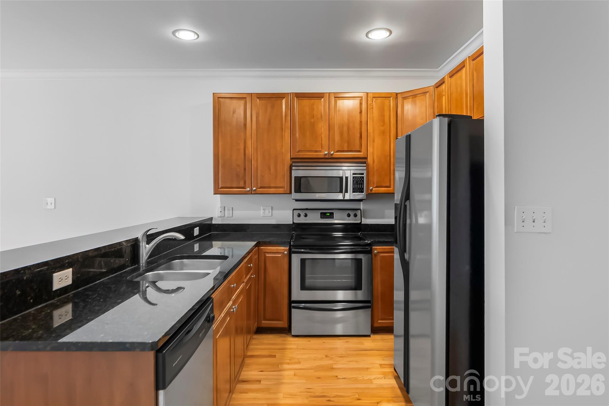 125 S Lexington Avenue 303 Property Photo 7