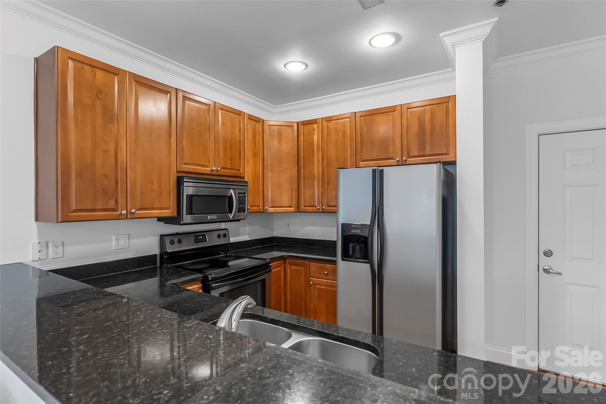 125 S Lexington Avenue 303 Property Photo 8
