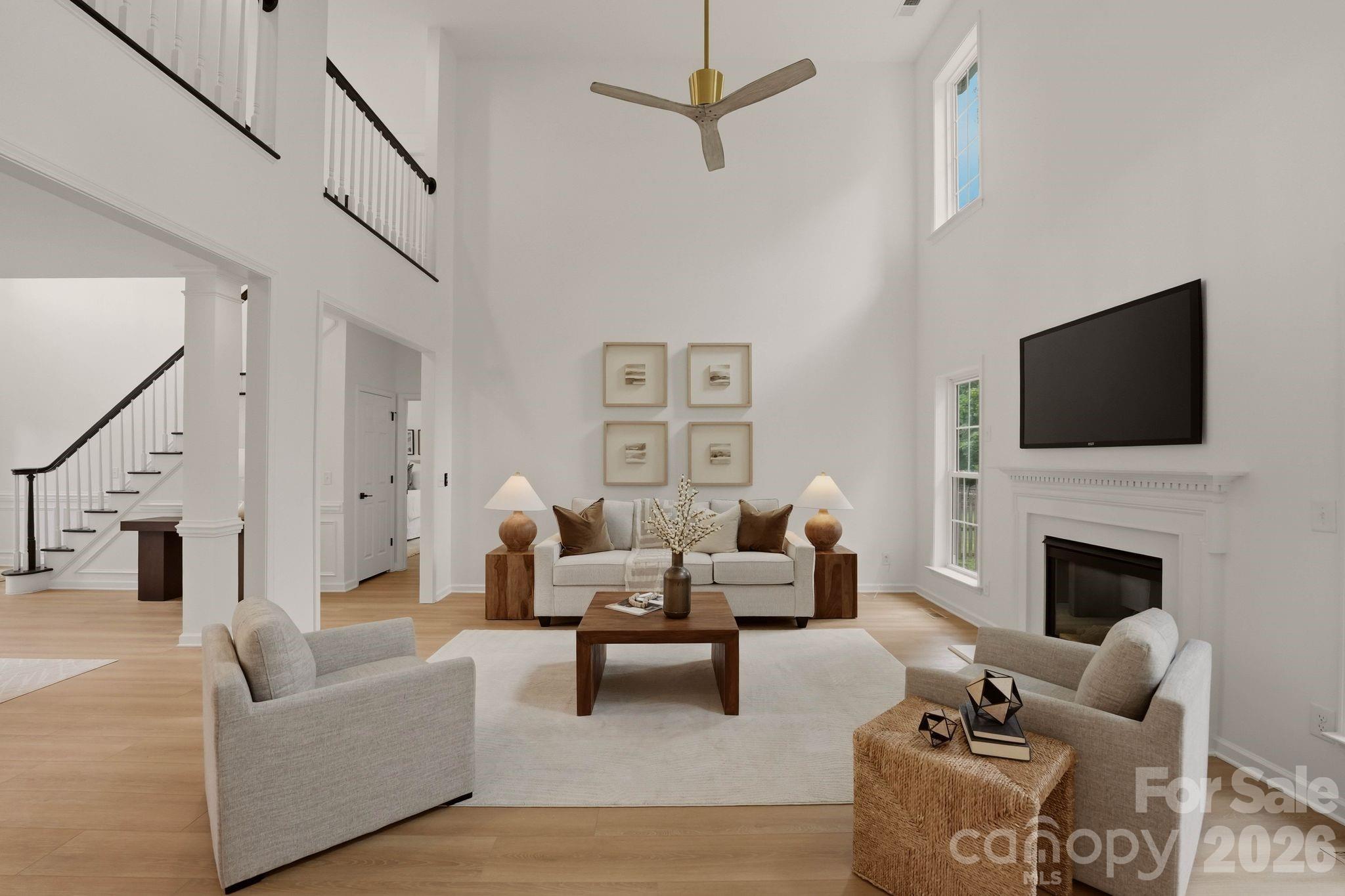 9705 Tenencia Court Property Photo 3