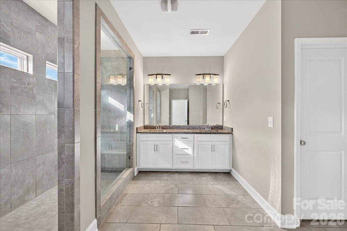 109 Tetcott Street Property Photo 33