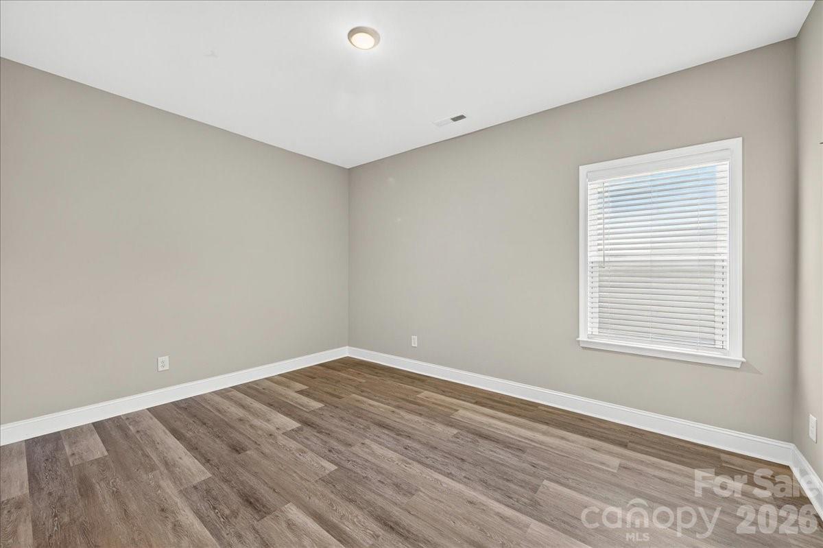 109 Tetcott Street Property Photo 45
