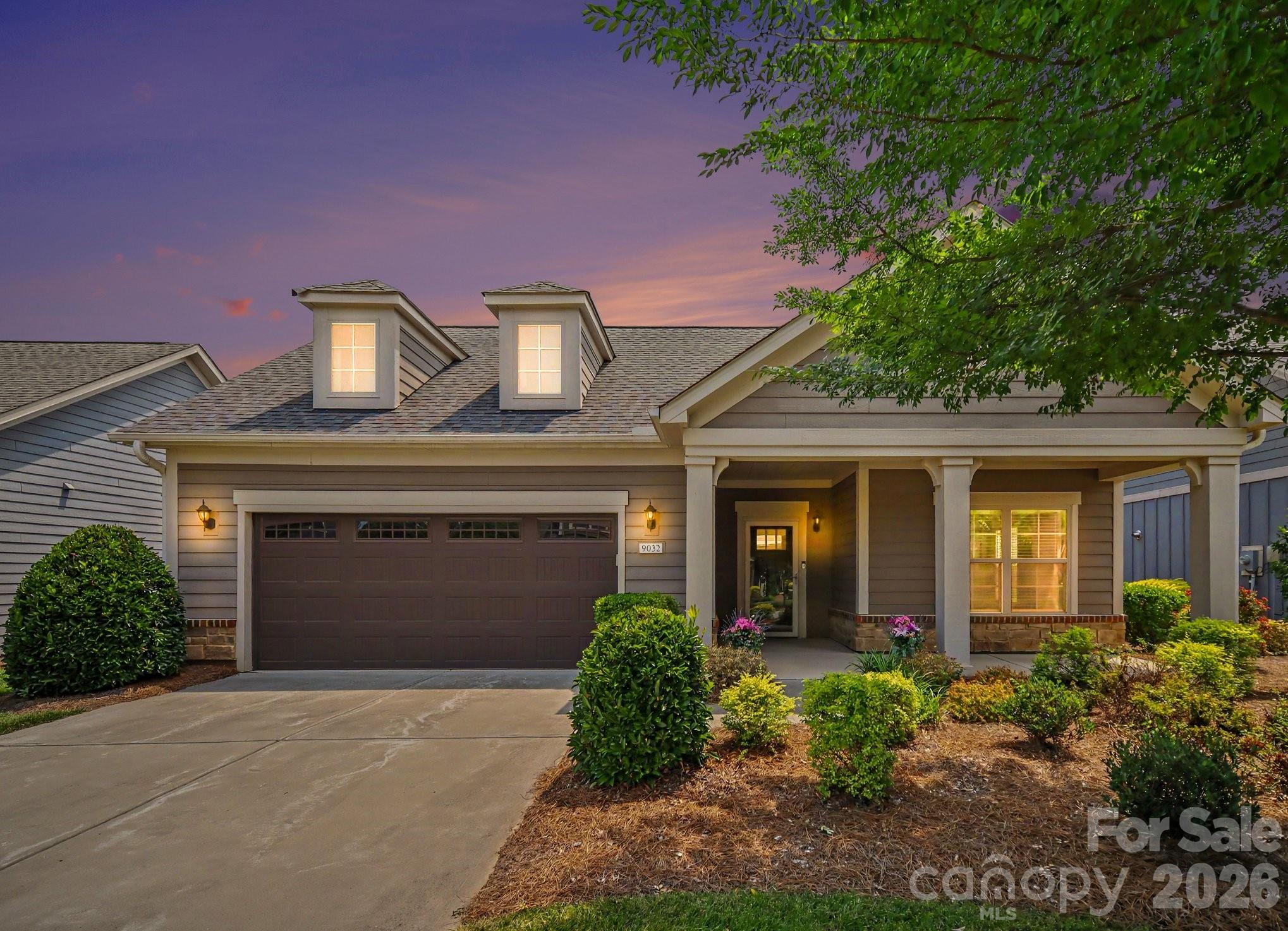9032 Treetop Way Property Photo 3