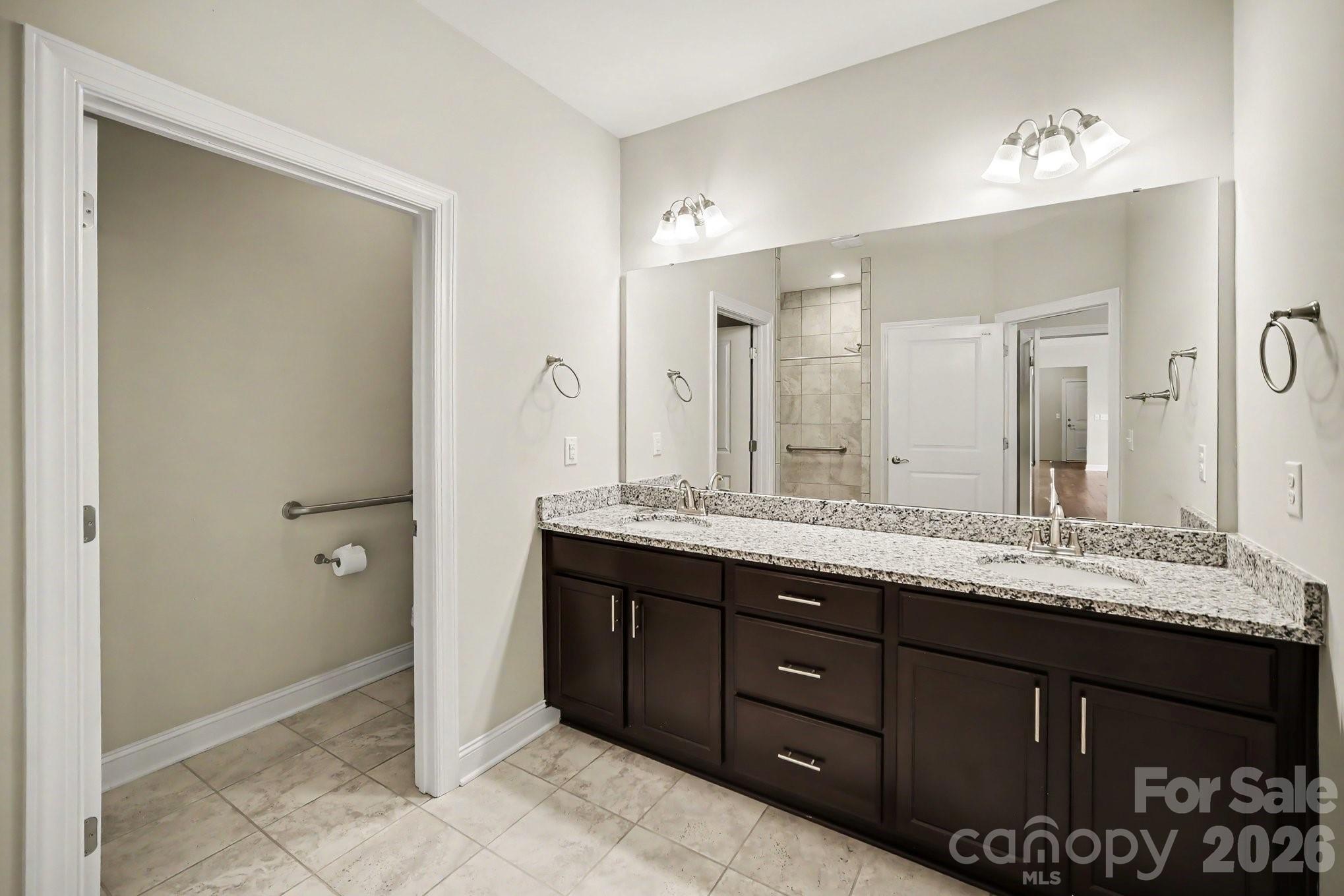 9032 Treetop Way Property Photo 26