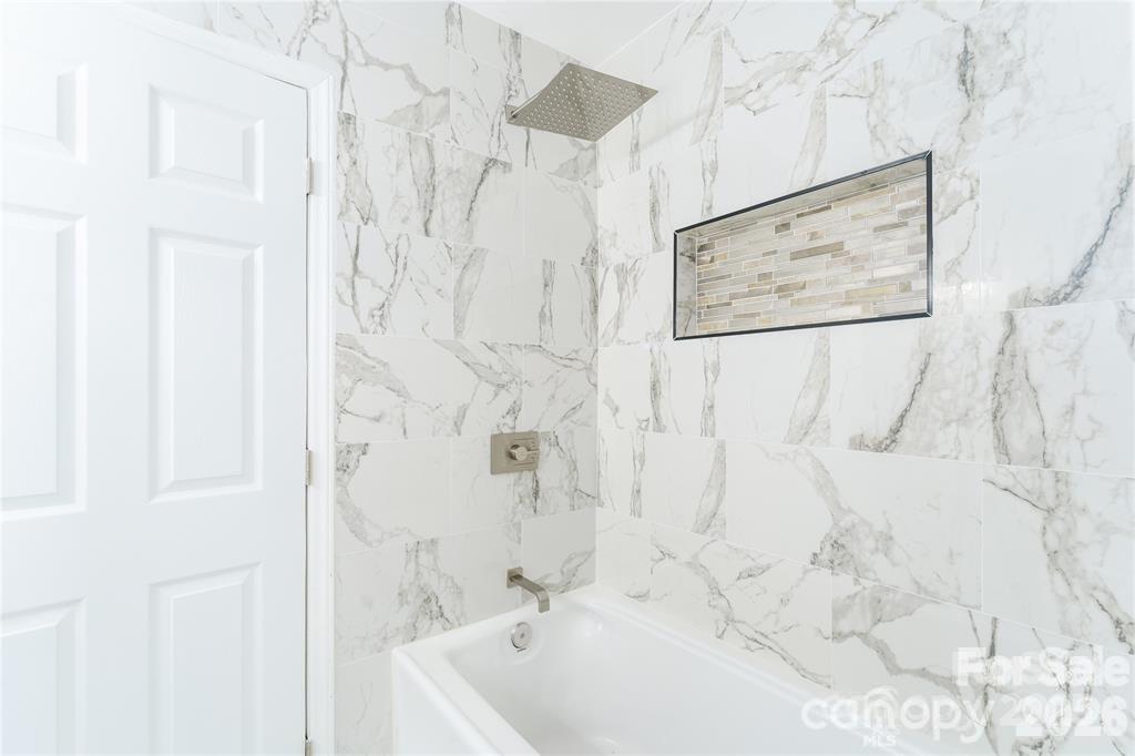 103 Carriage House Drive Property Photo 8