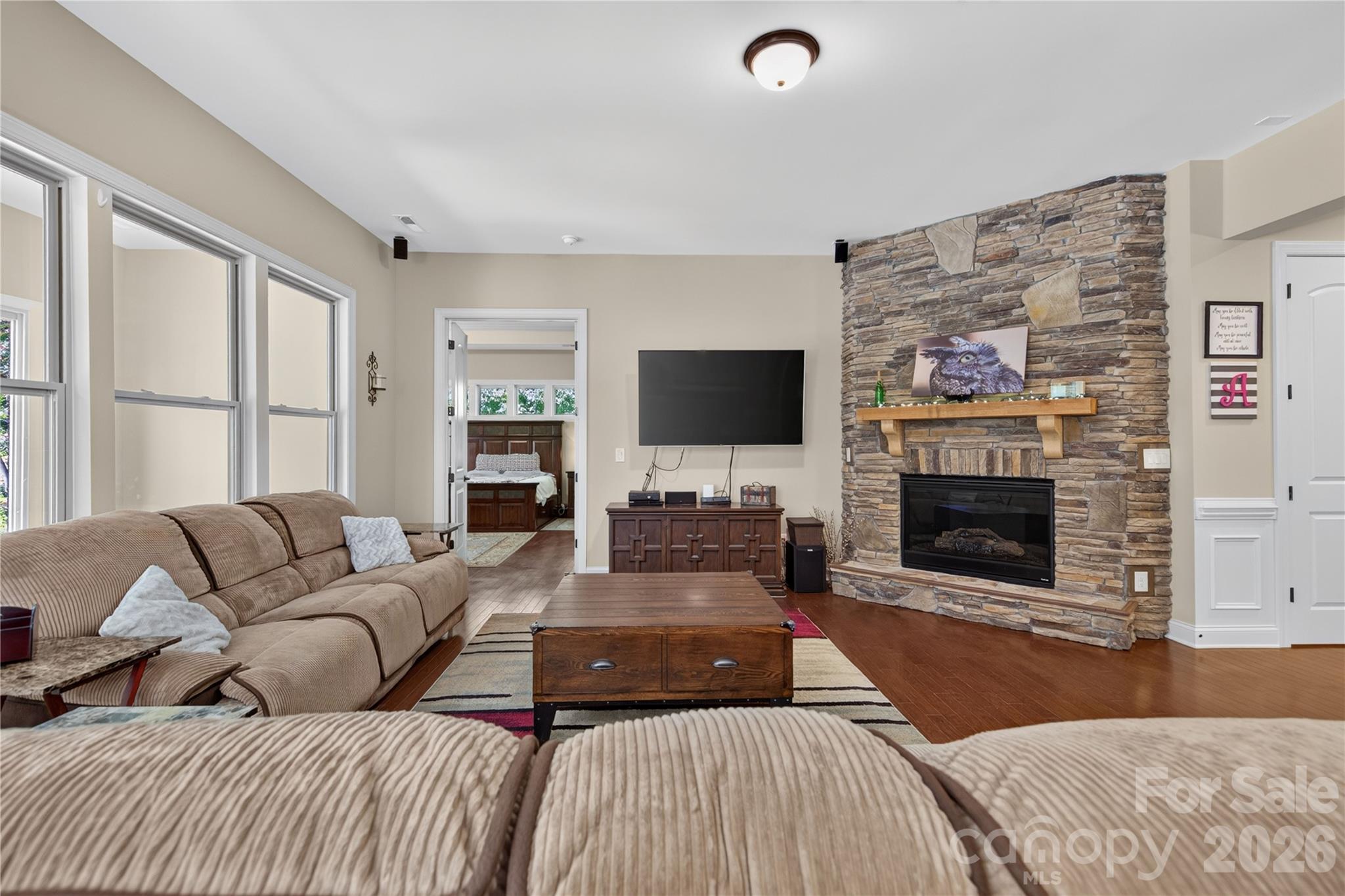 4028 Deer Track Court Property Photo 9