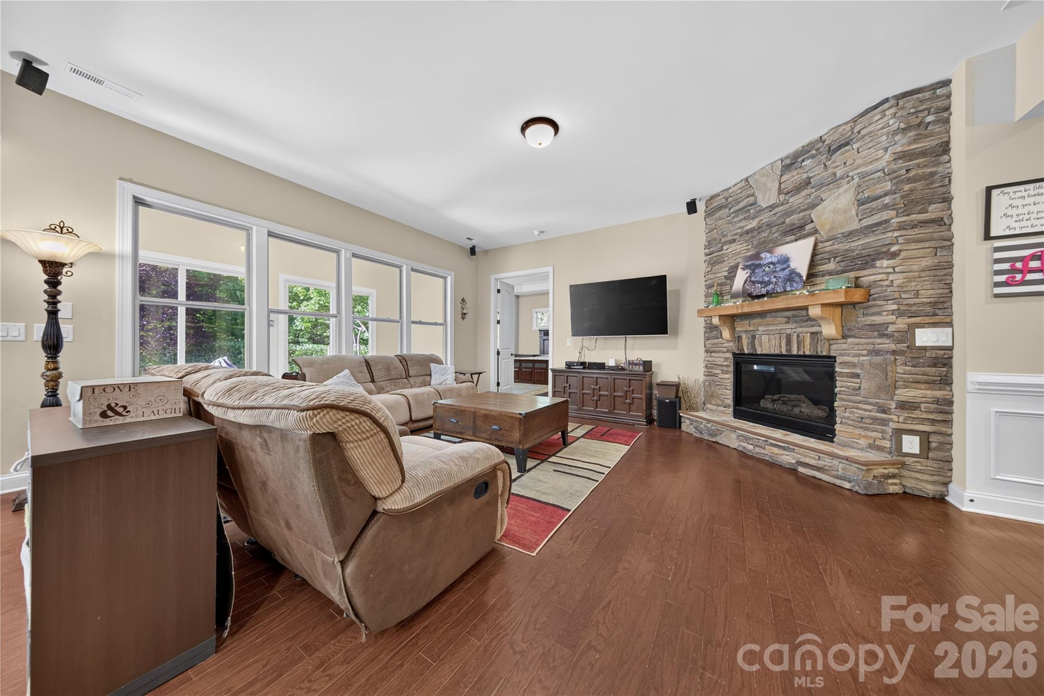 4028 Deer Track Court Property Photo 11
