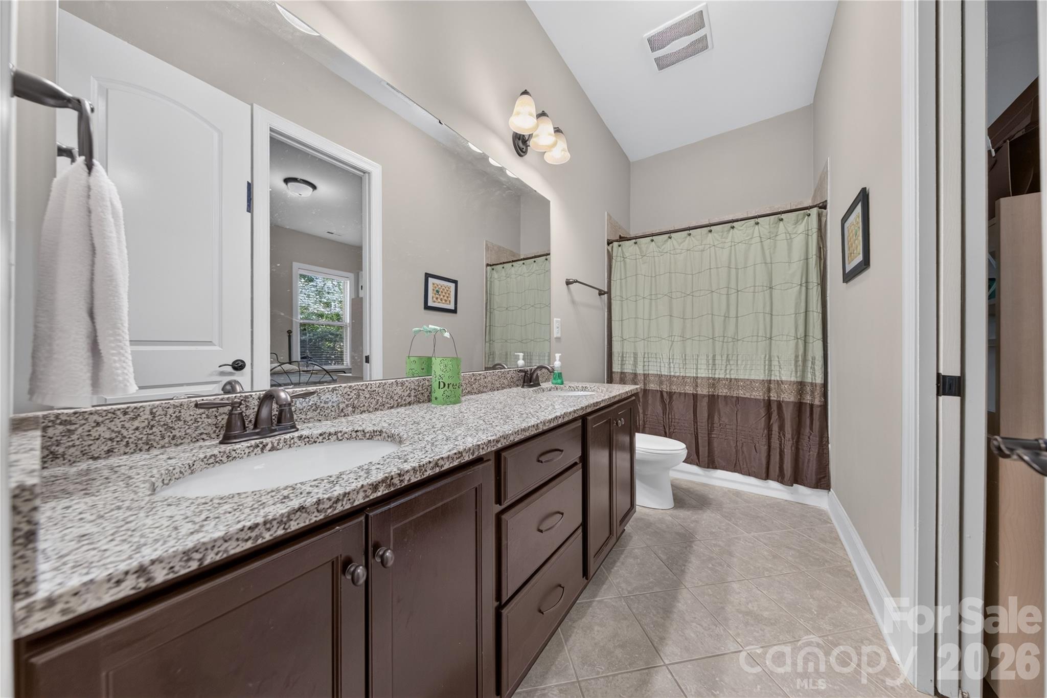 4028 Deer Track Court Property Photo 24