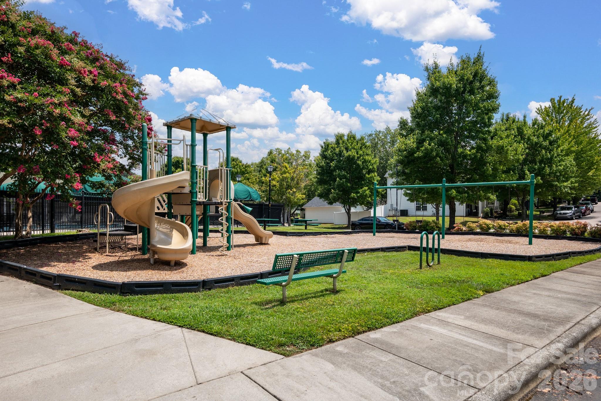 9153 Glenashley Drive Property Photo 18