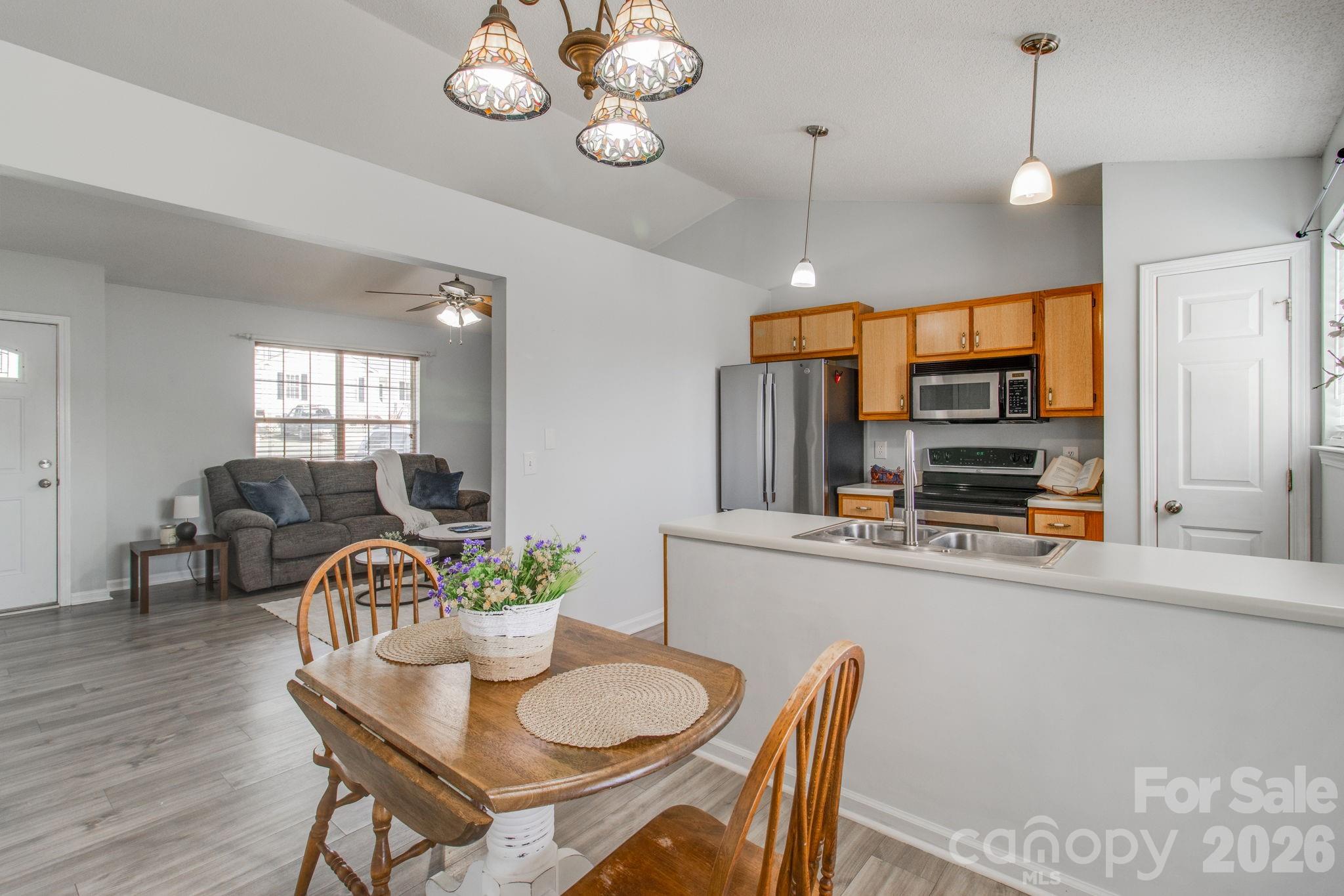 441 Coops Court Property Photo 12