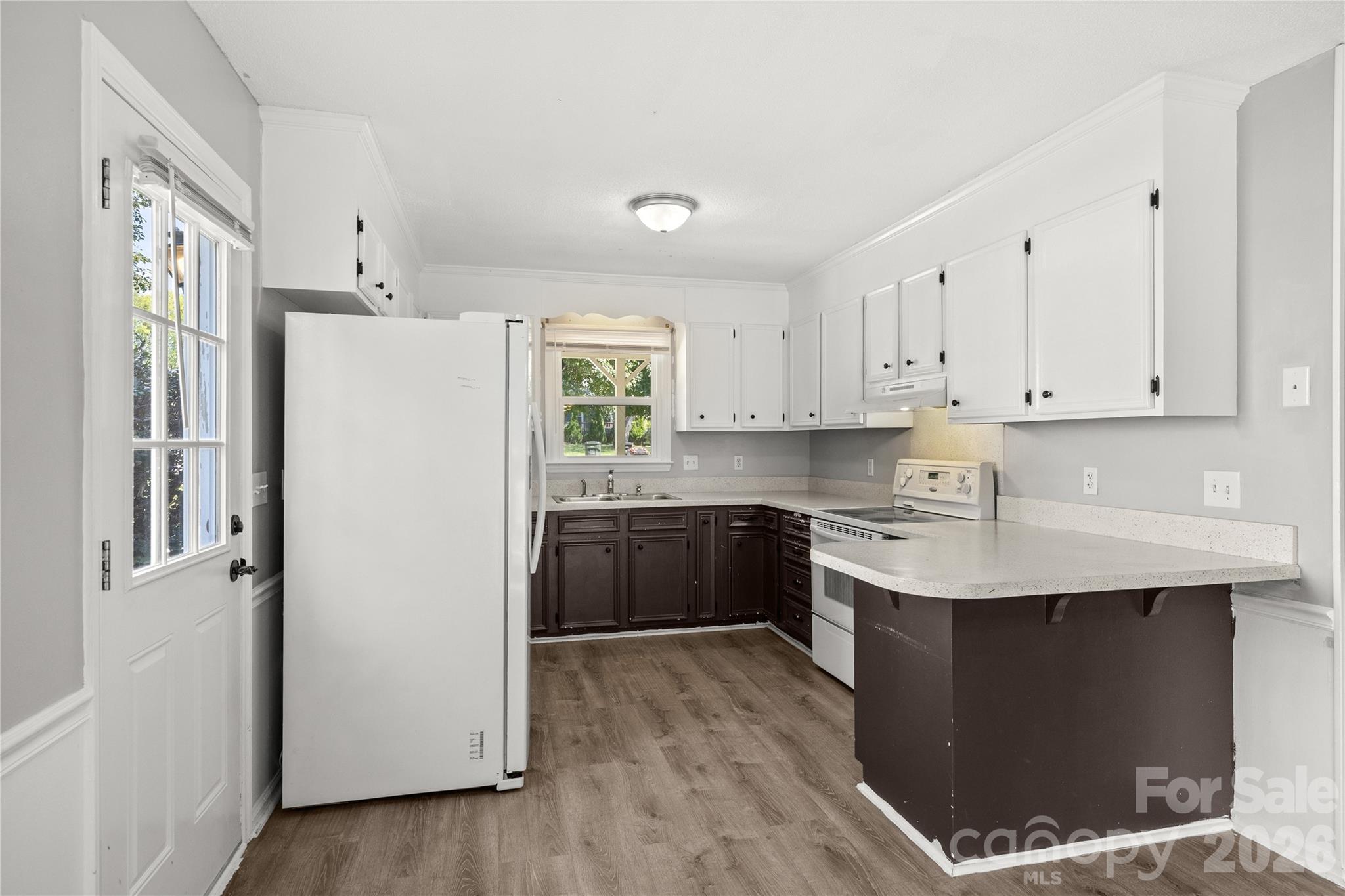 3571 Farm Lake Drive Property Photo 10