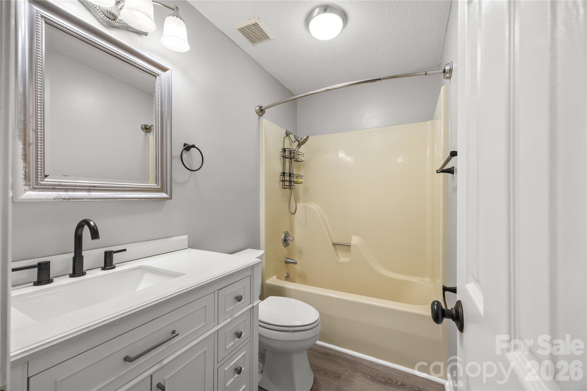 3571 Farm Lake Drive Property Photo 17