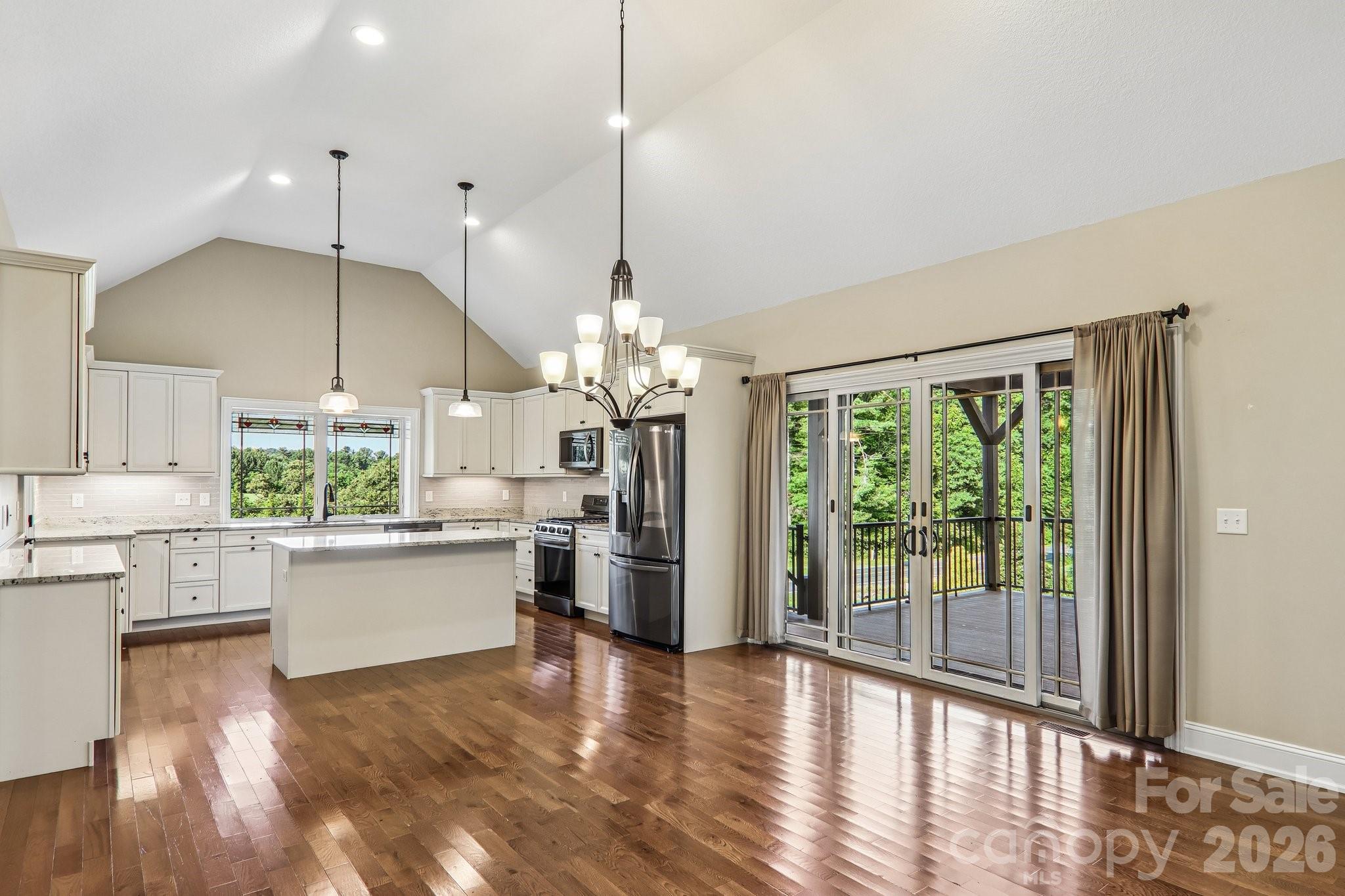 17 Hamilton Woods Lane Property Photo 12